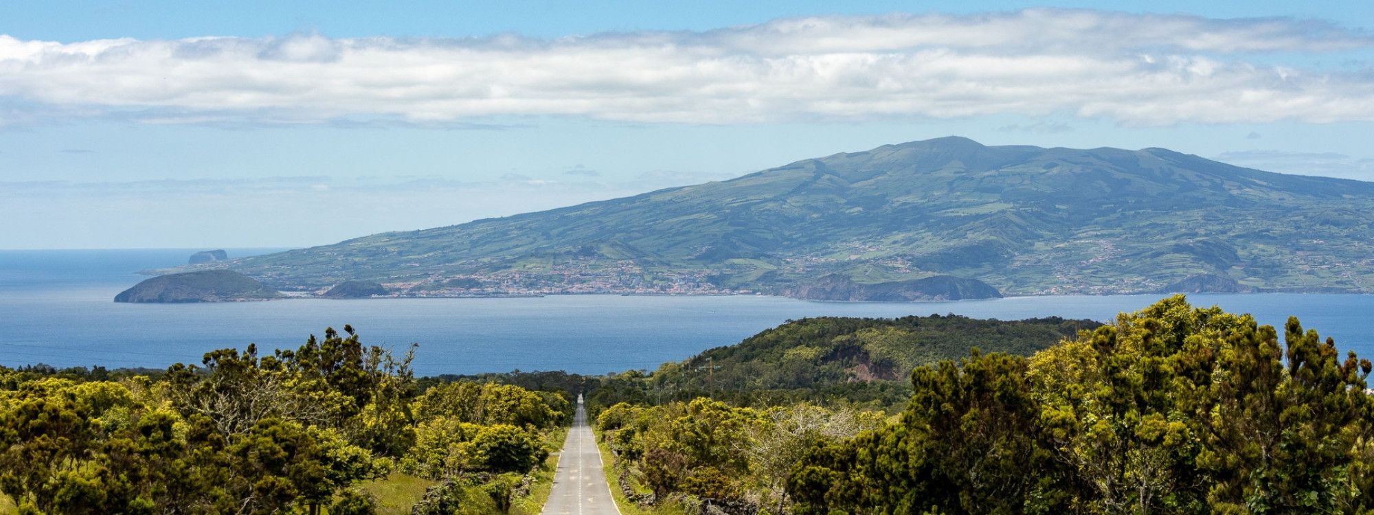 Driving & Renting a Car in the Azores: The Ultimate Guide