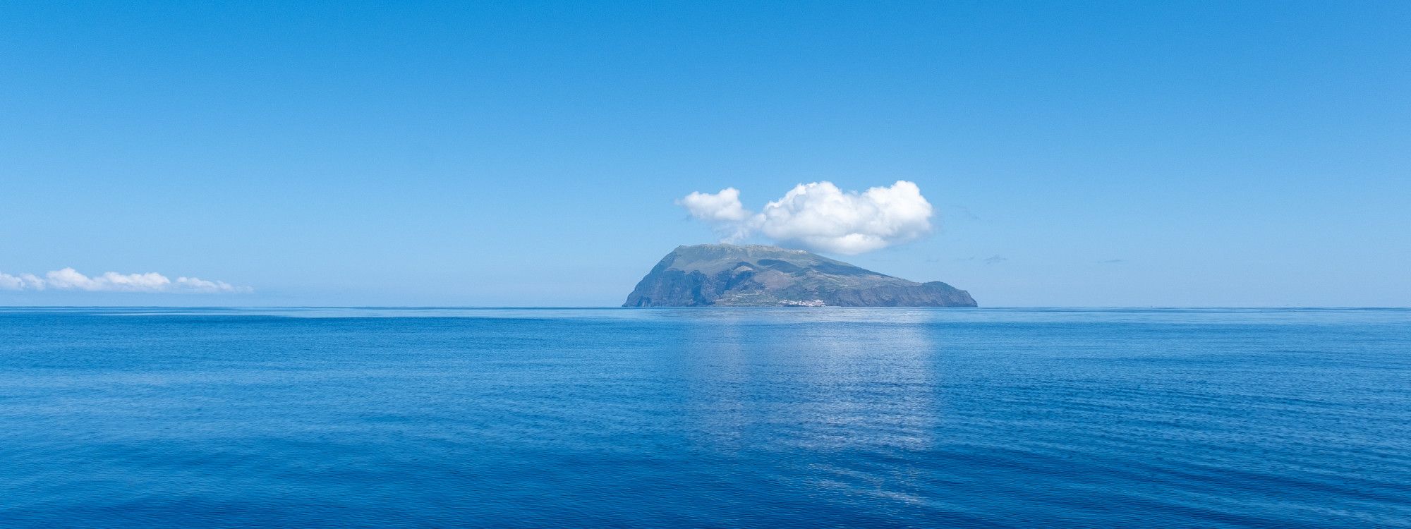 Viajar para a Ilha do Corvo e Como Deslocar-se