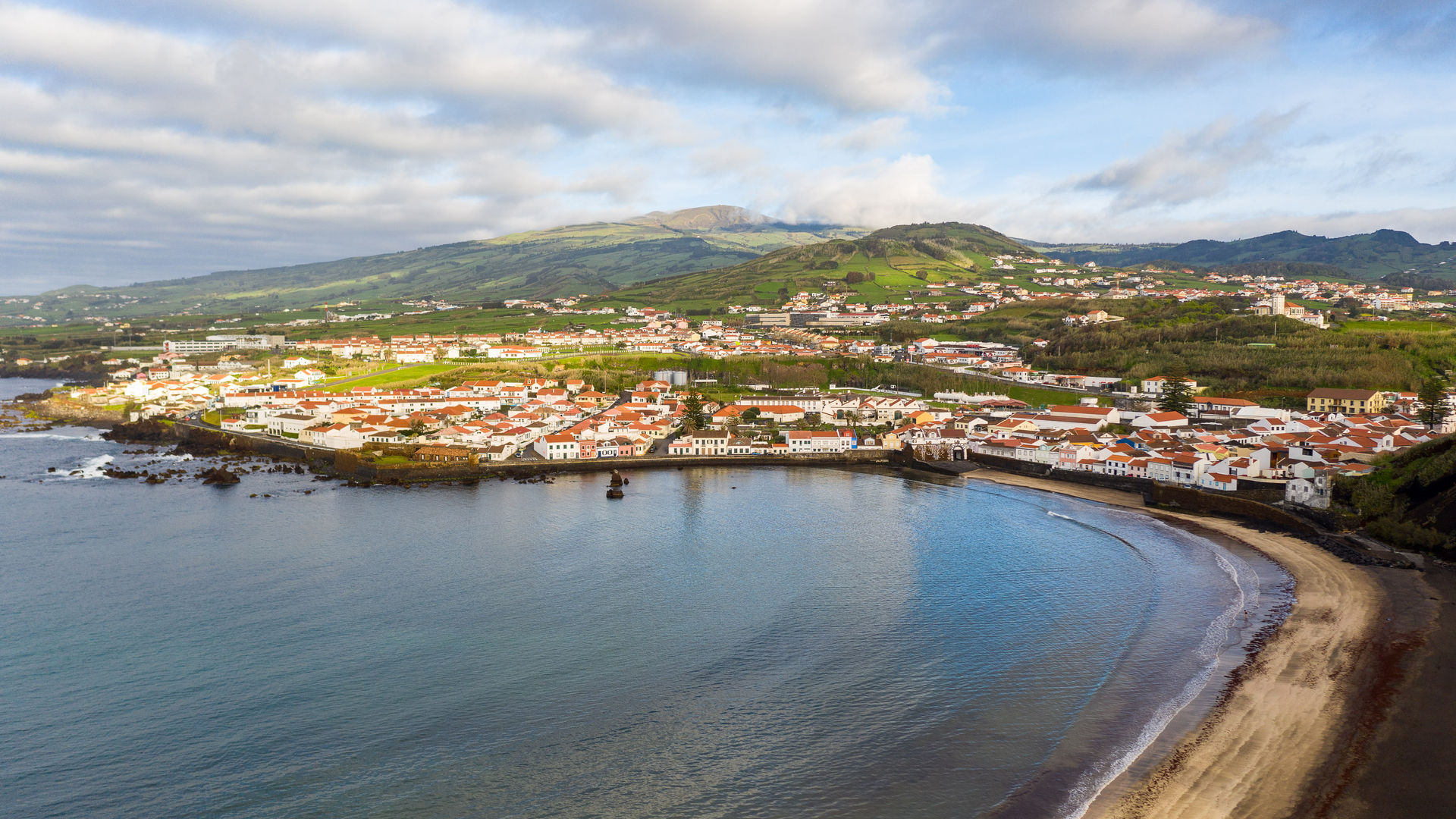 Praia do Porto Pim, Ilha do Faial
