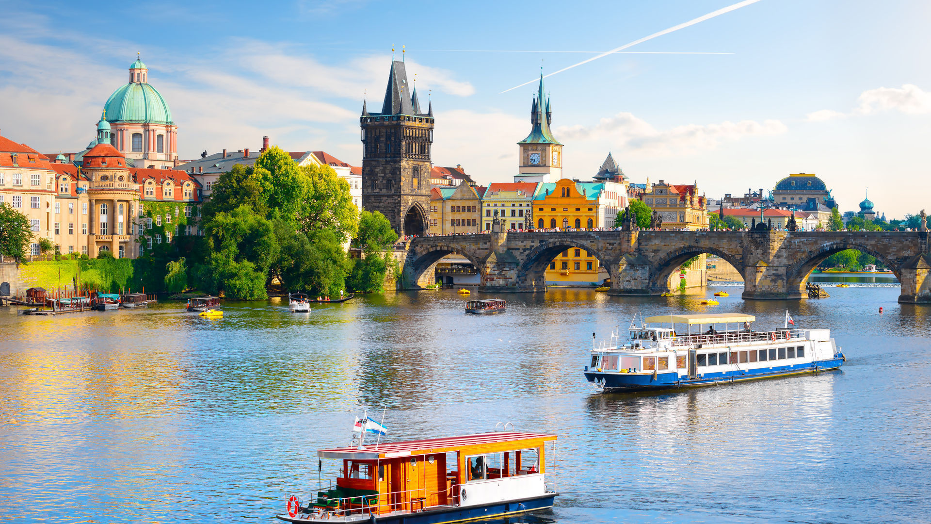 Charles Bridge, Prague, Czech Republic