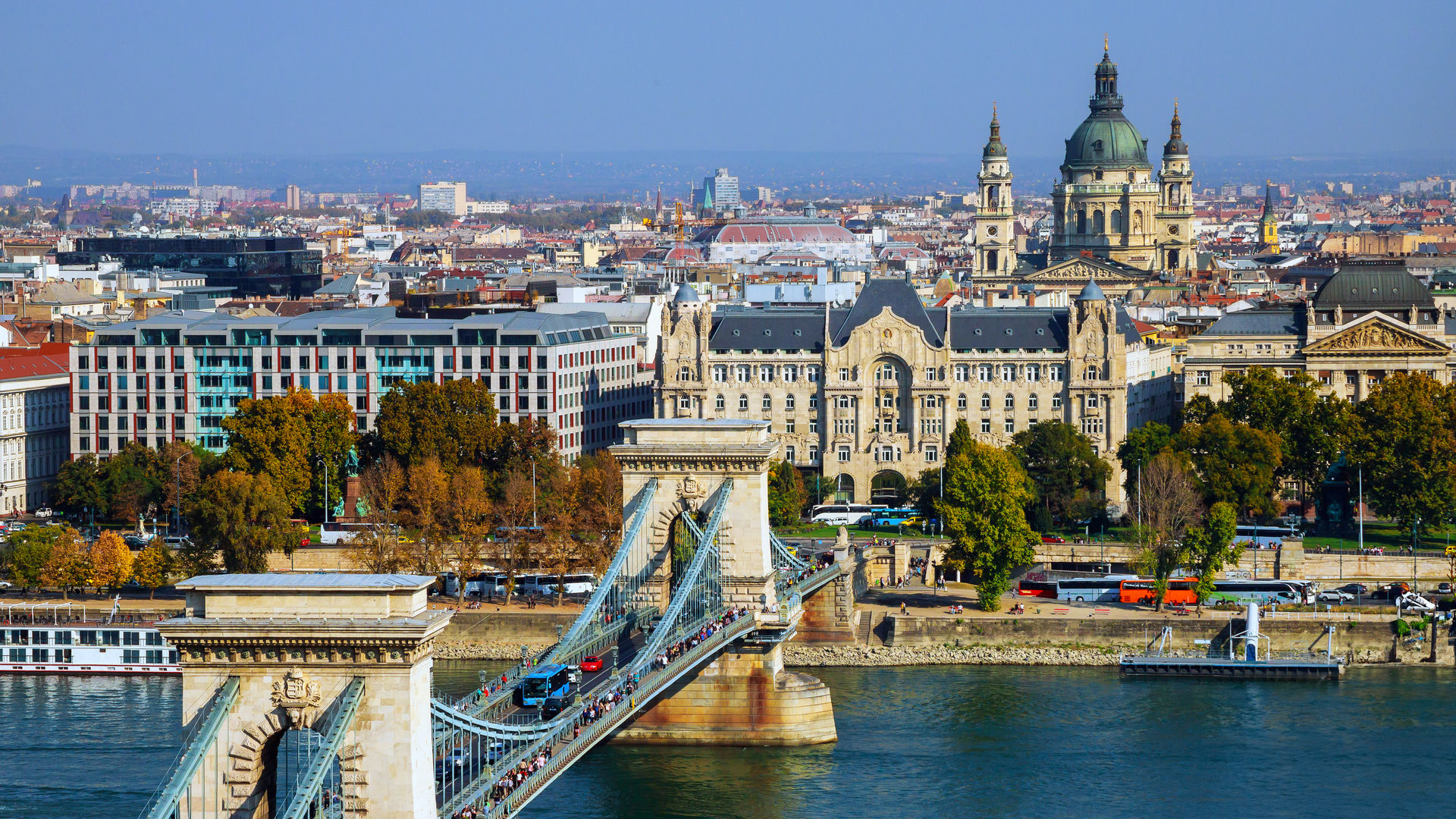Széchenyi Chain Bridge over the Danube River, Budapest