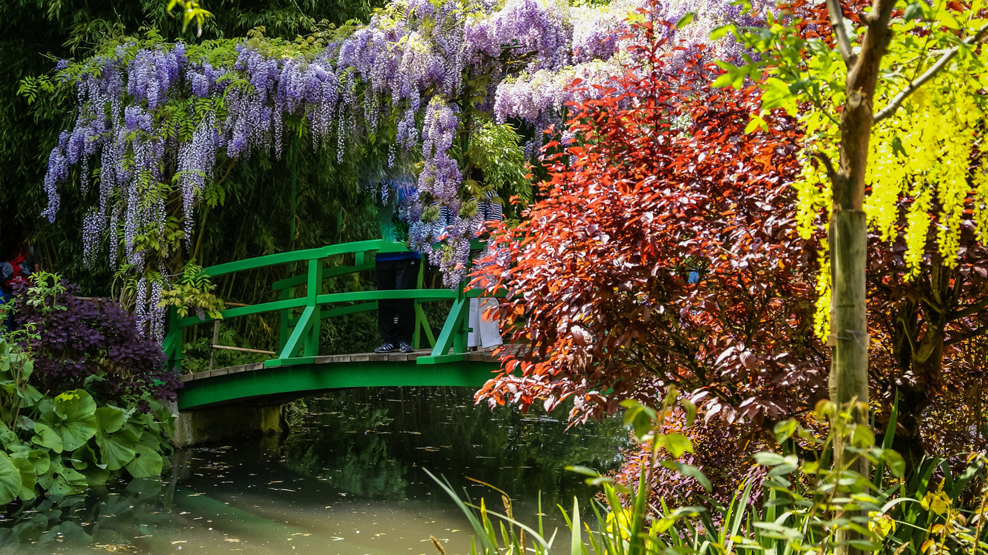 Giverny (optional visit) 