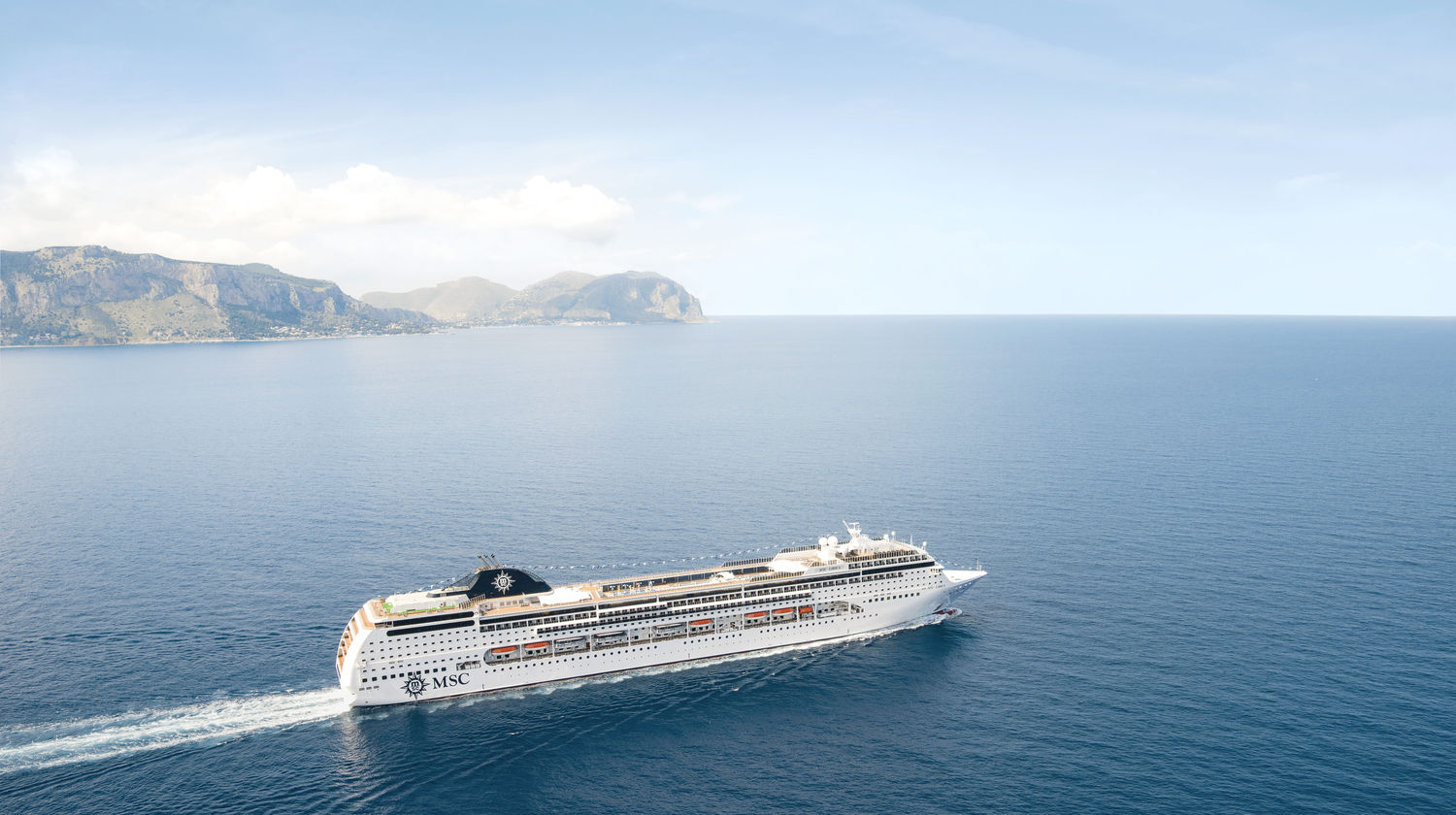MSC Lirica