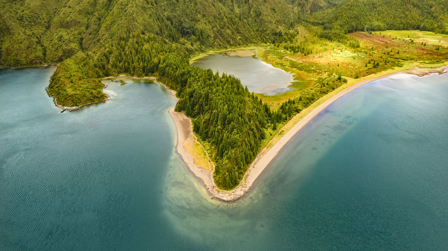 Pristine shores of Lagoa do Fogo, São Miguel Island