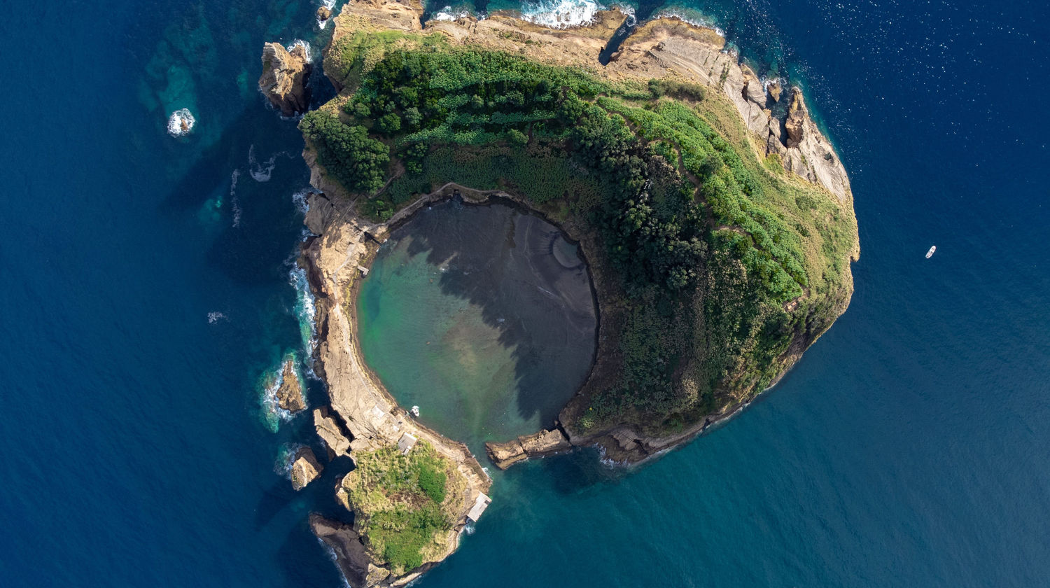 Crater islet of Vila Franca do Campo, São Miguel