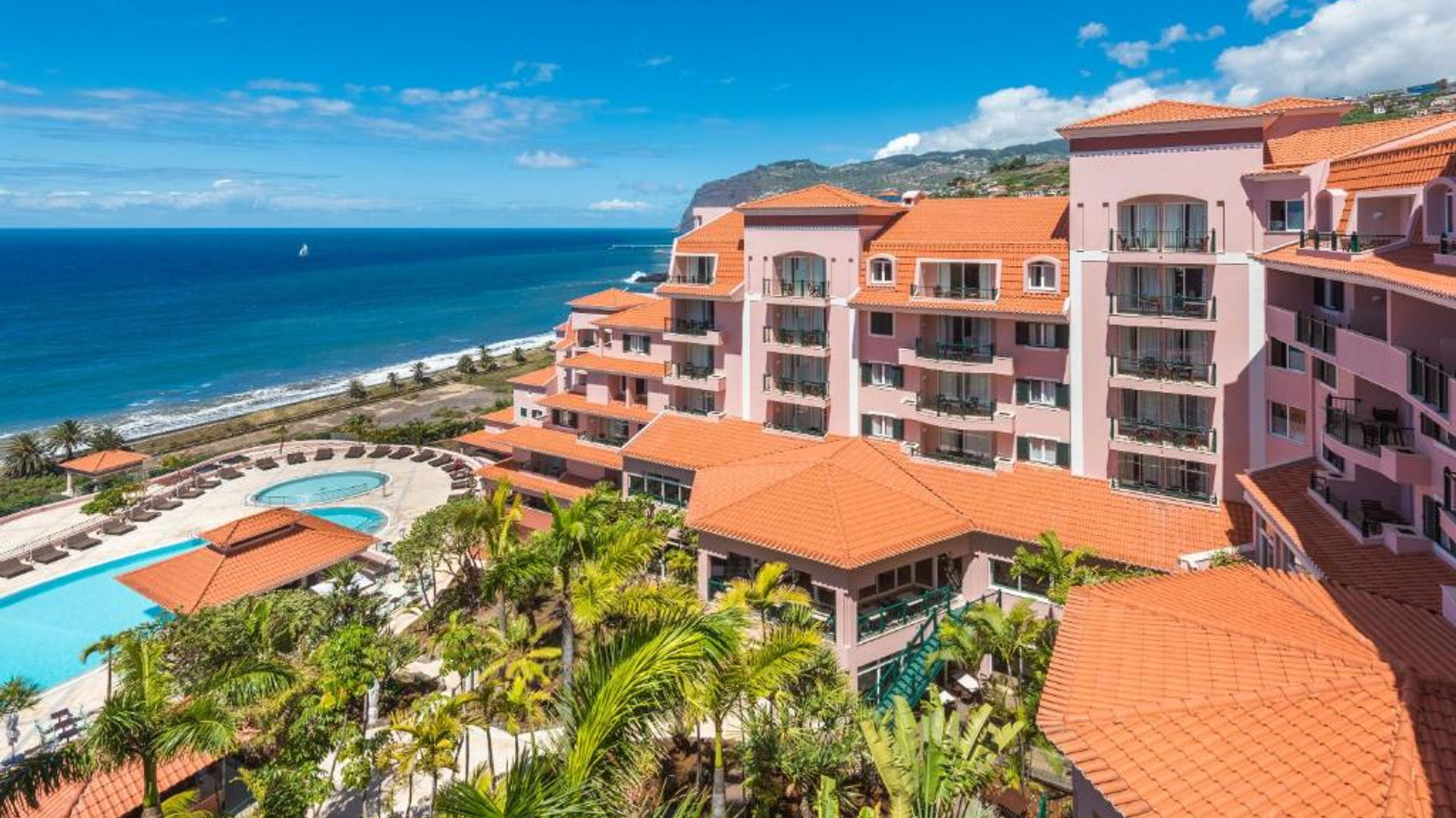 Oceanfront Escape: Your Family Resort in Madeira