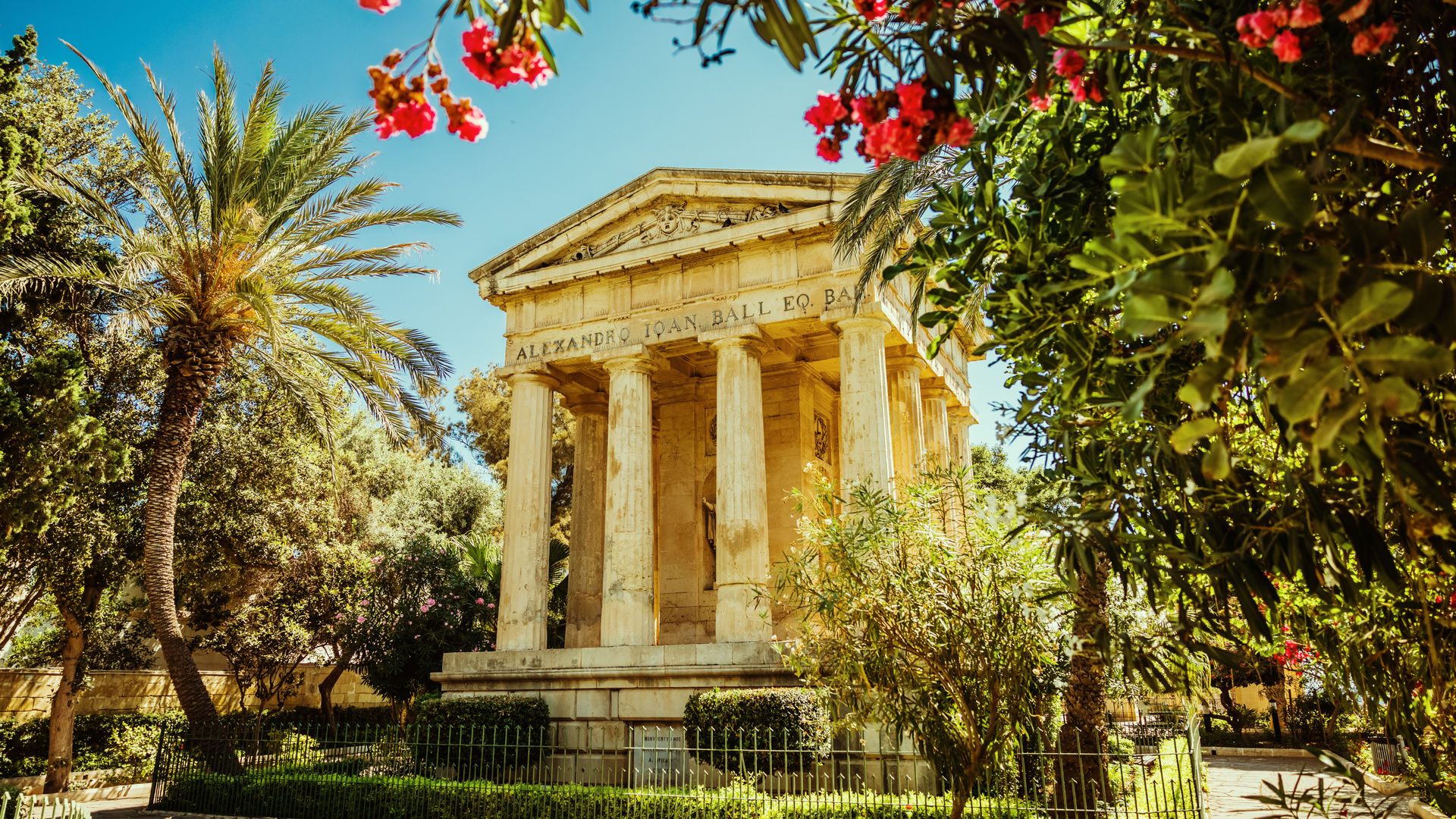 Sir Alexander Ball Monument, Valletta, Malta