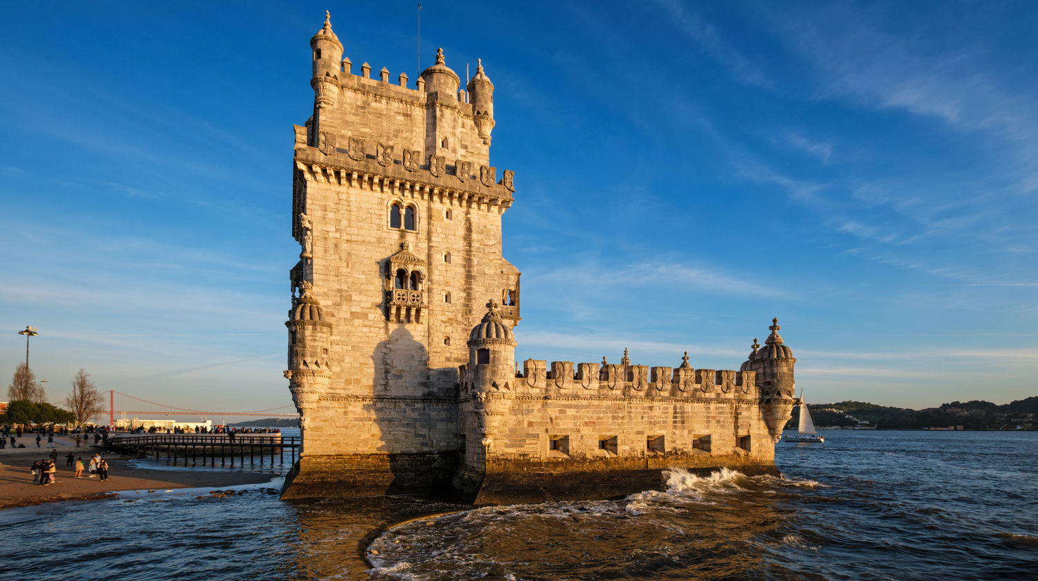Monday: <b>Lisbon City Tour (Included)</b>