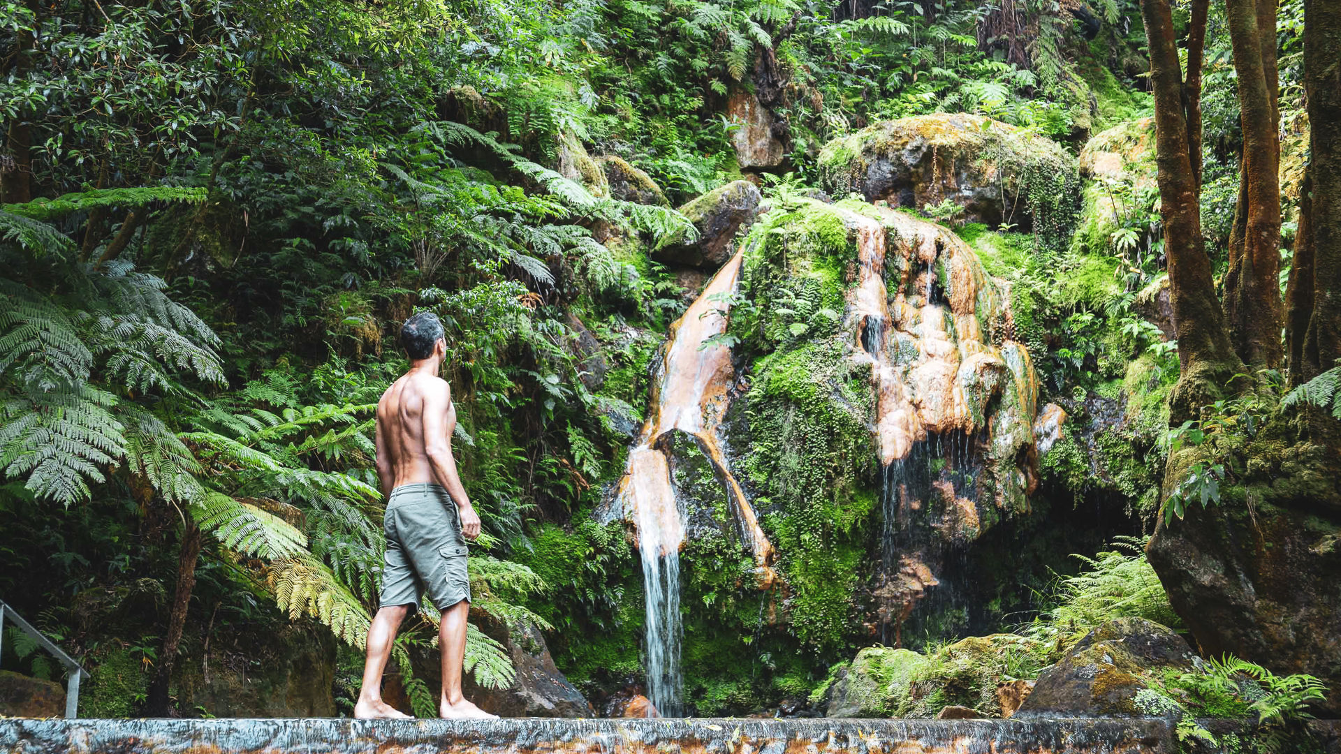 Caldeira Velha Hot Springs, São Miguel Island