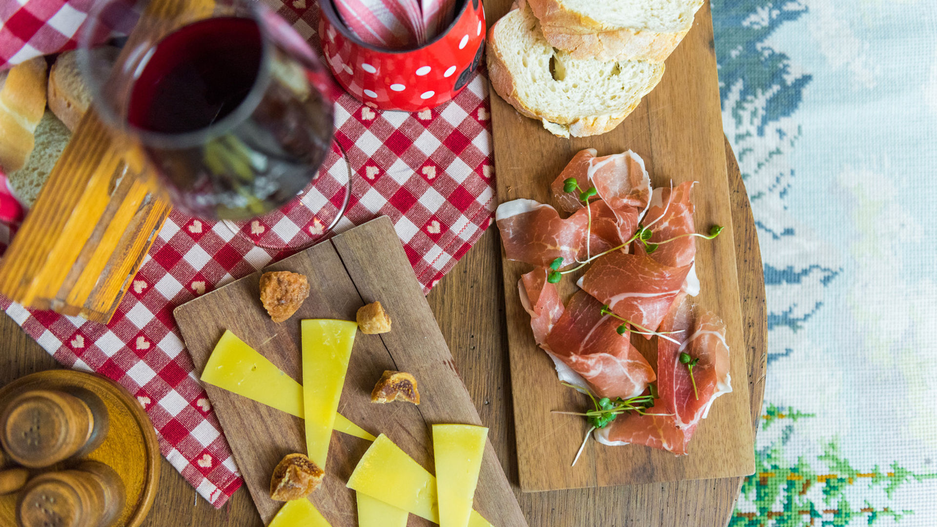 Traditional Slovenian finger food and wine
