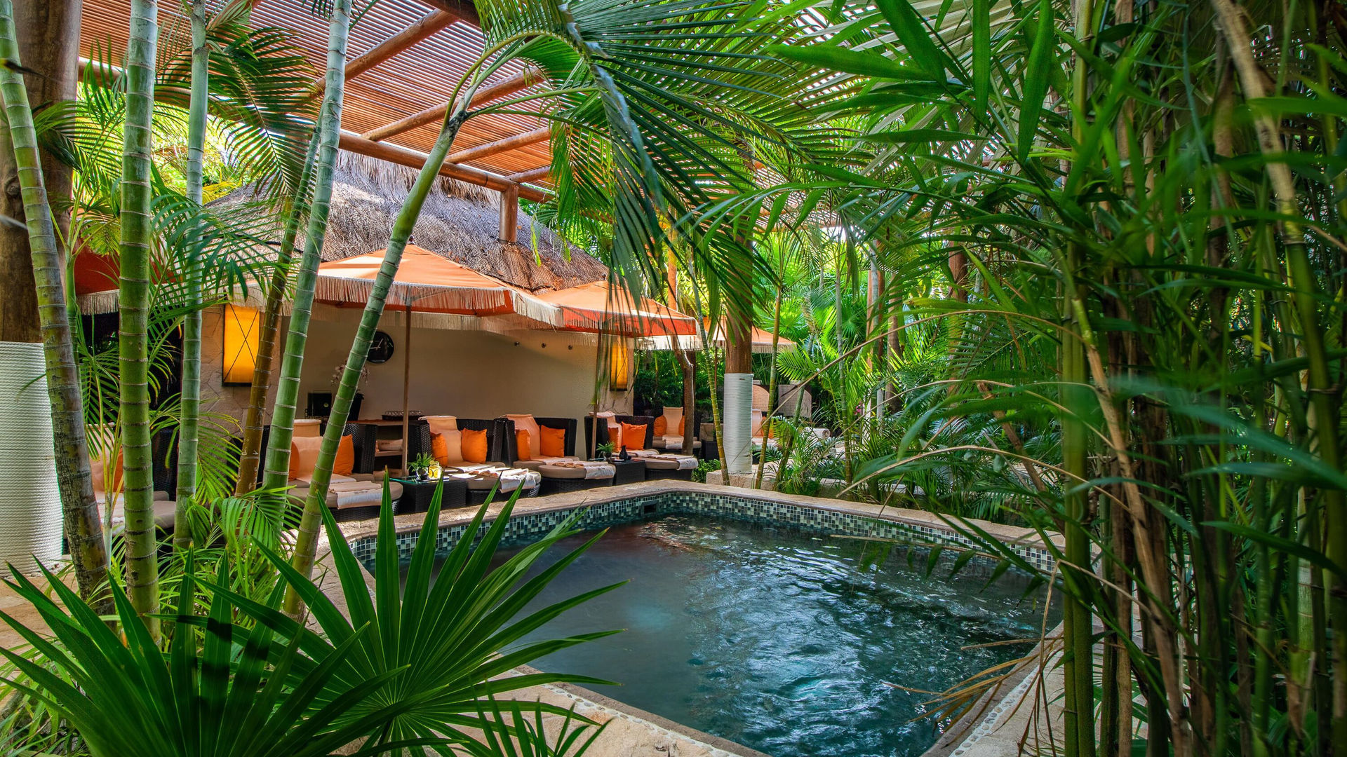 Villa del Palmar Cancun