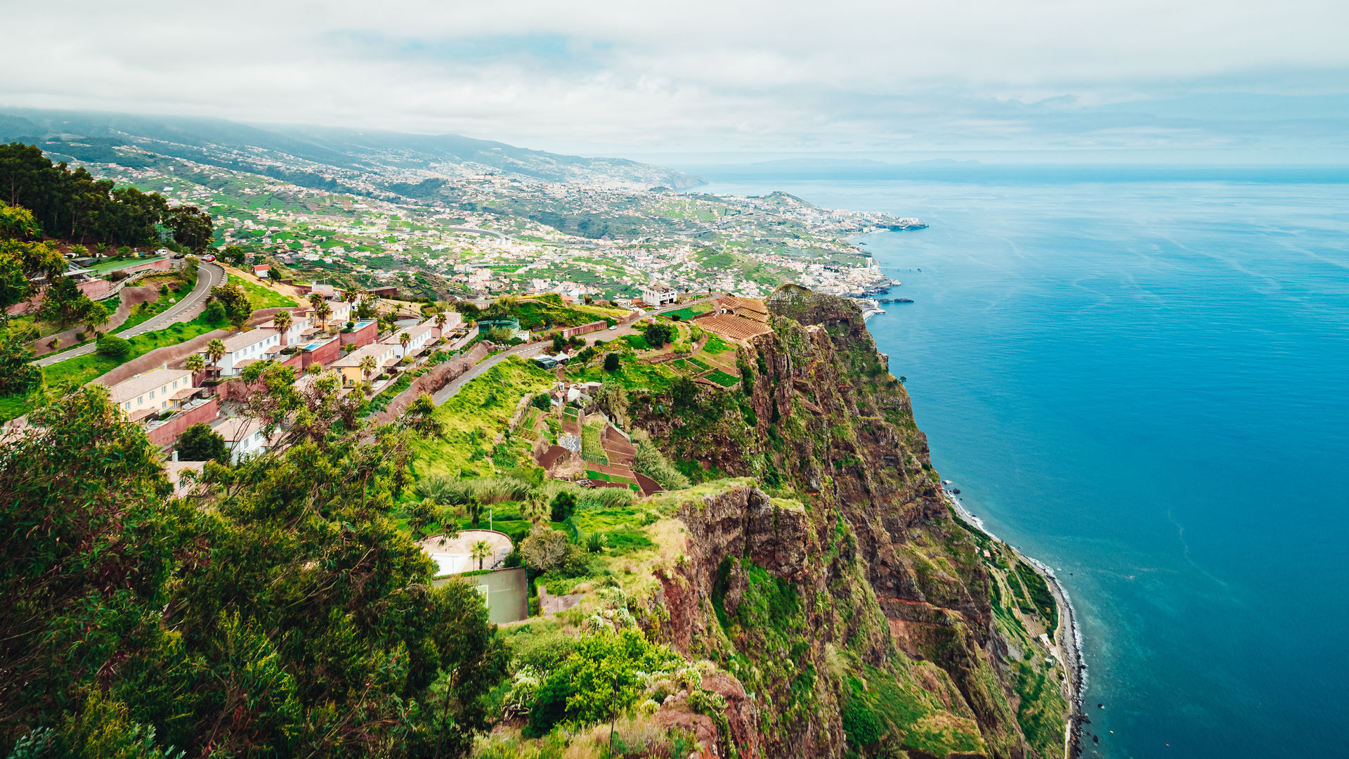 Marvel at the dramatic cliffs and lush coastline of Madeira Island from this incredible viewpoint.
