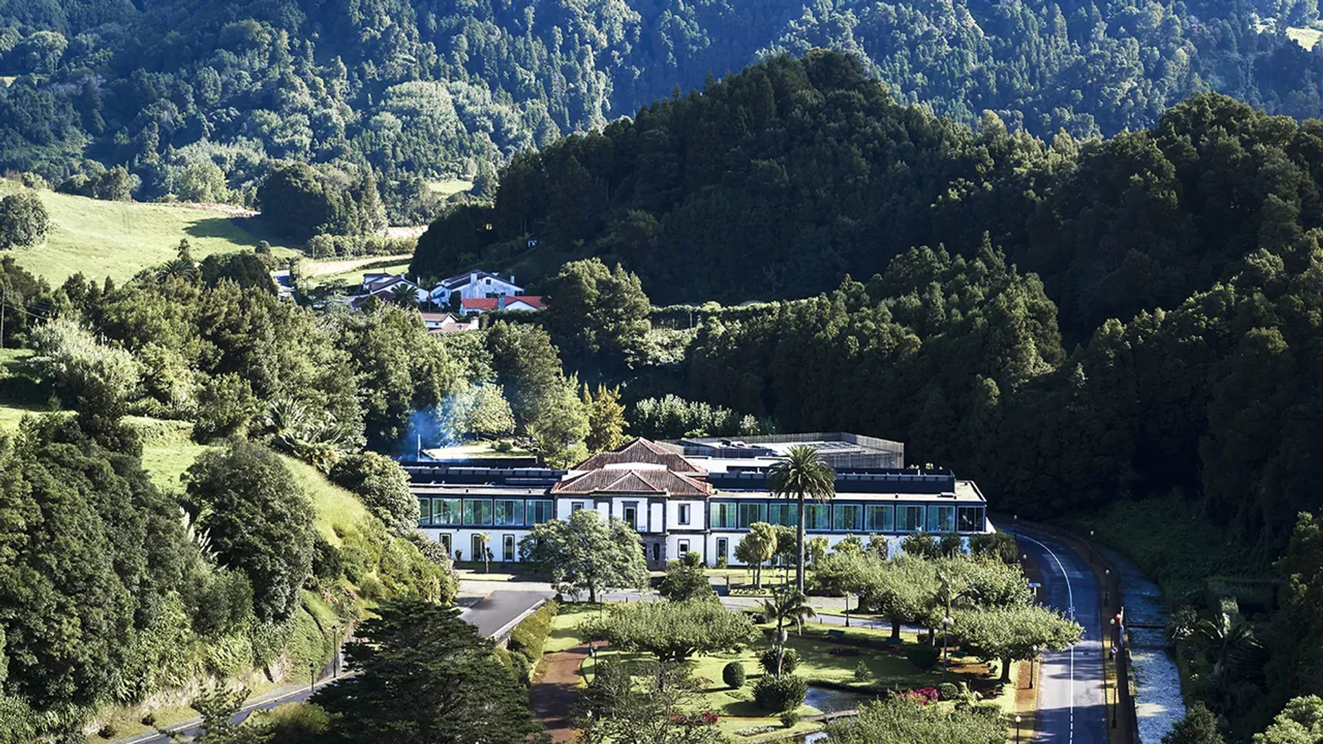 5-Star Octant Furnas Surrounded by Lush Nature, São Miguel Island