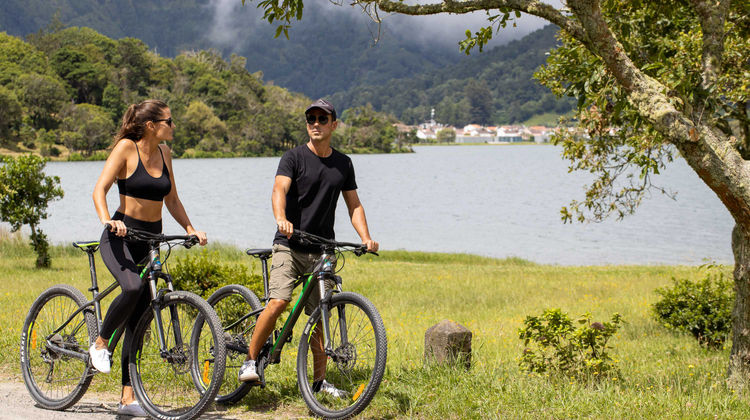 Bike riding in Sete Cidades