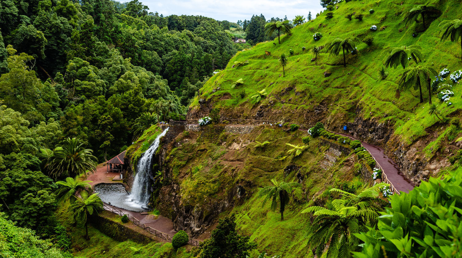 <p>Friday: Free Day in São Miguel Island</p>