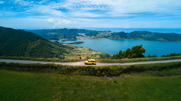 Jeep tour through Cumeeiras, Sete Cidades, São Miguel Island