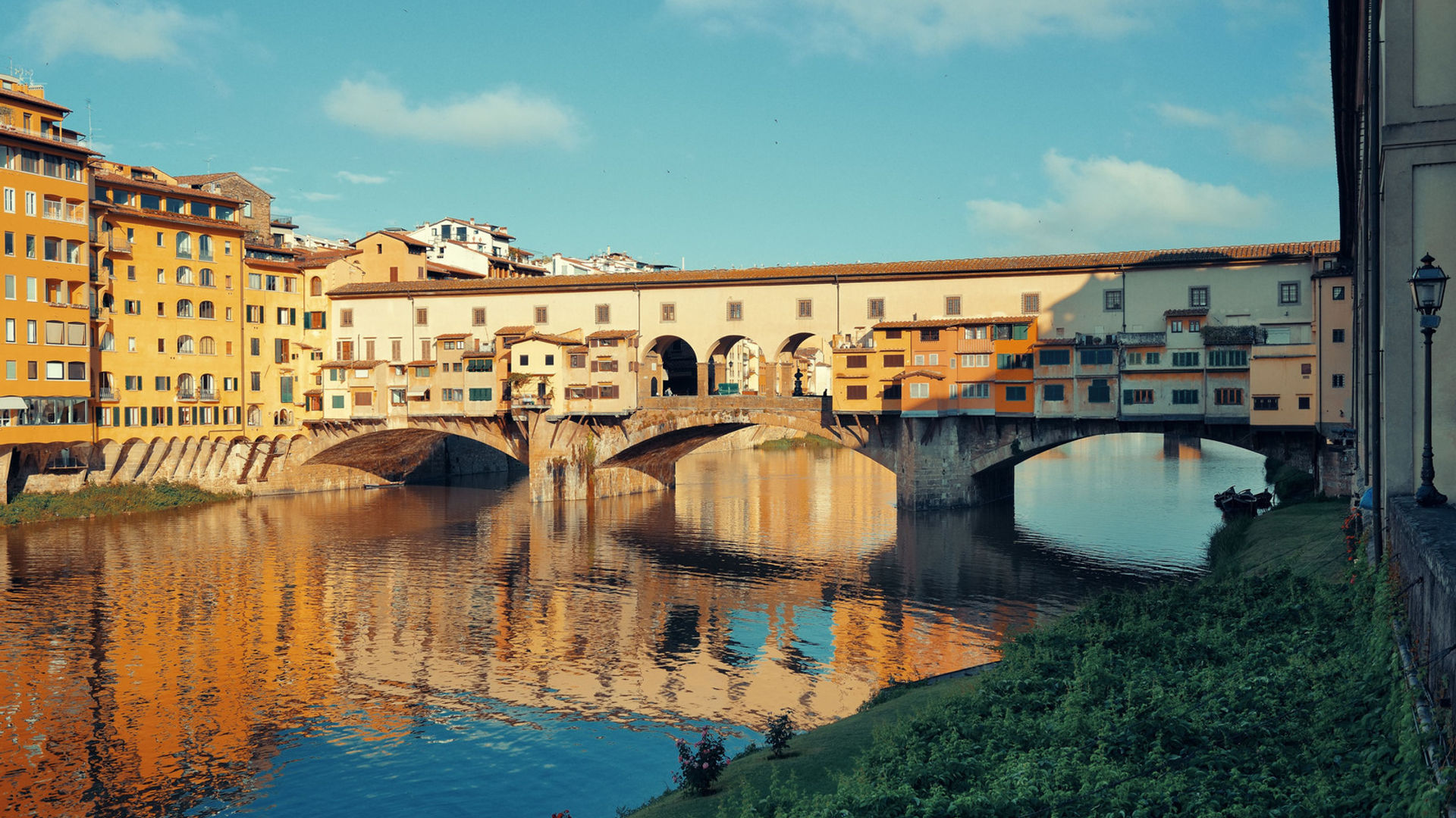 Ponte Vecchio over Arno River, Florence