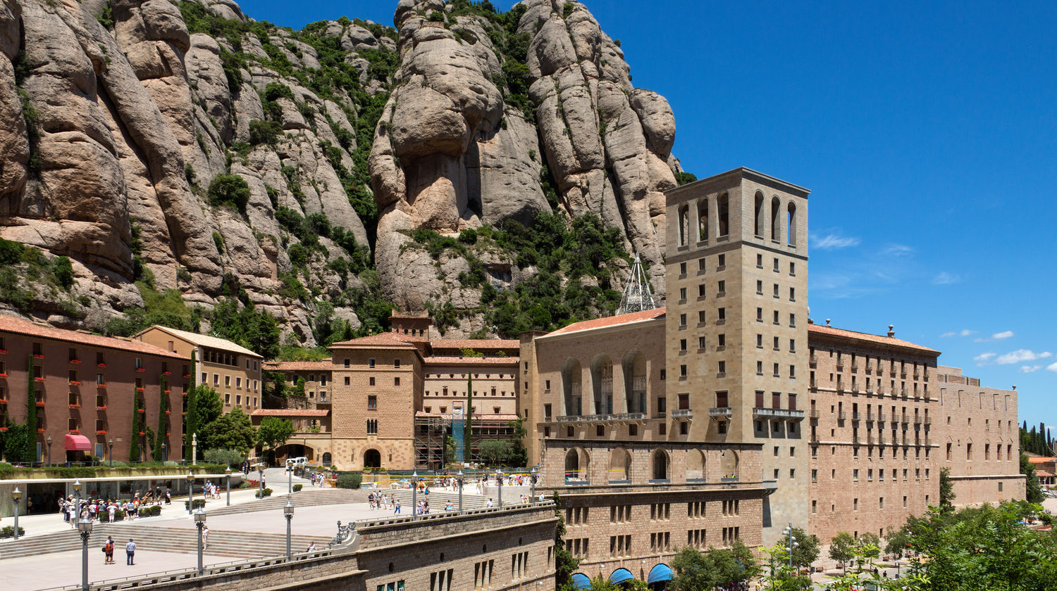 <b>Excursão Matinal em Montserrat e à Madona Negra (Incluído)</b>
