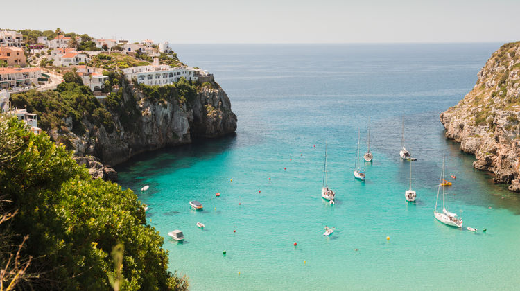 Cala Mitjana, Menorca