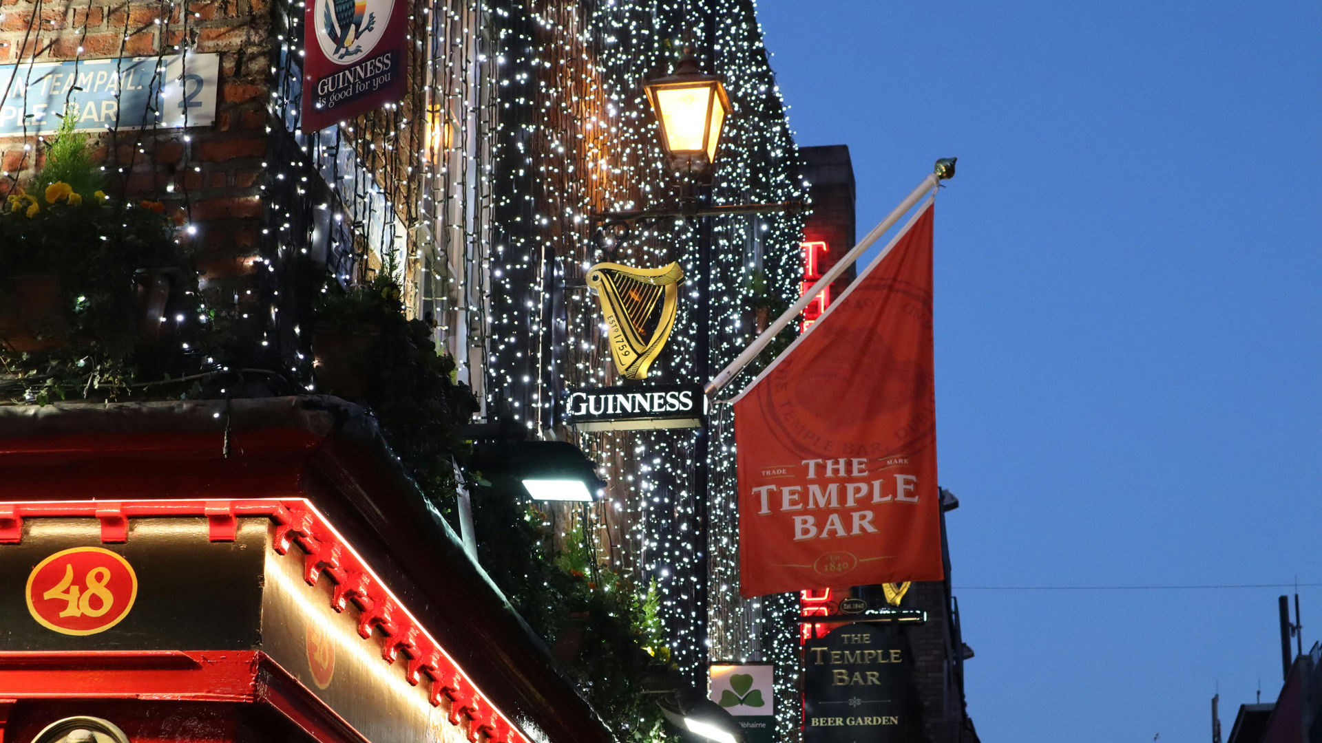 Fachada icónica do pub Temple Bar