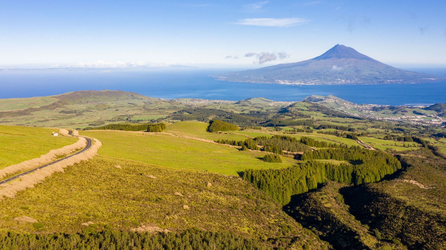 Ilha do Pico Vista da Ilha do Faial