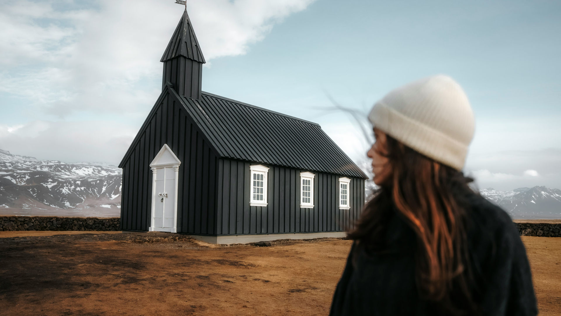 Famosa Igreja Negra Búðakirkja