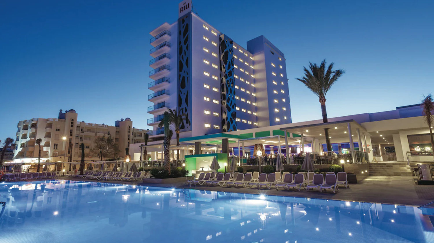 Fachada do Hotel Riu da Costa del Sol