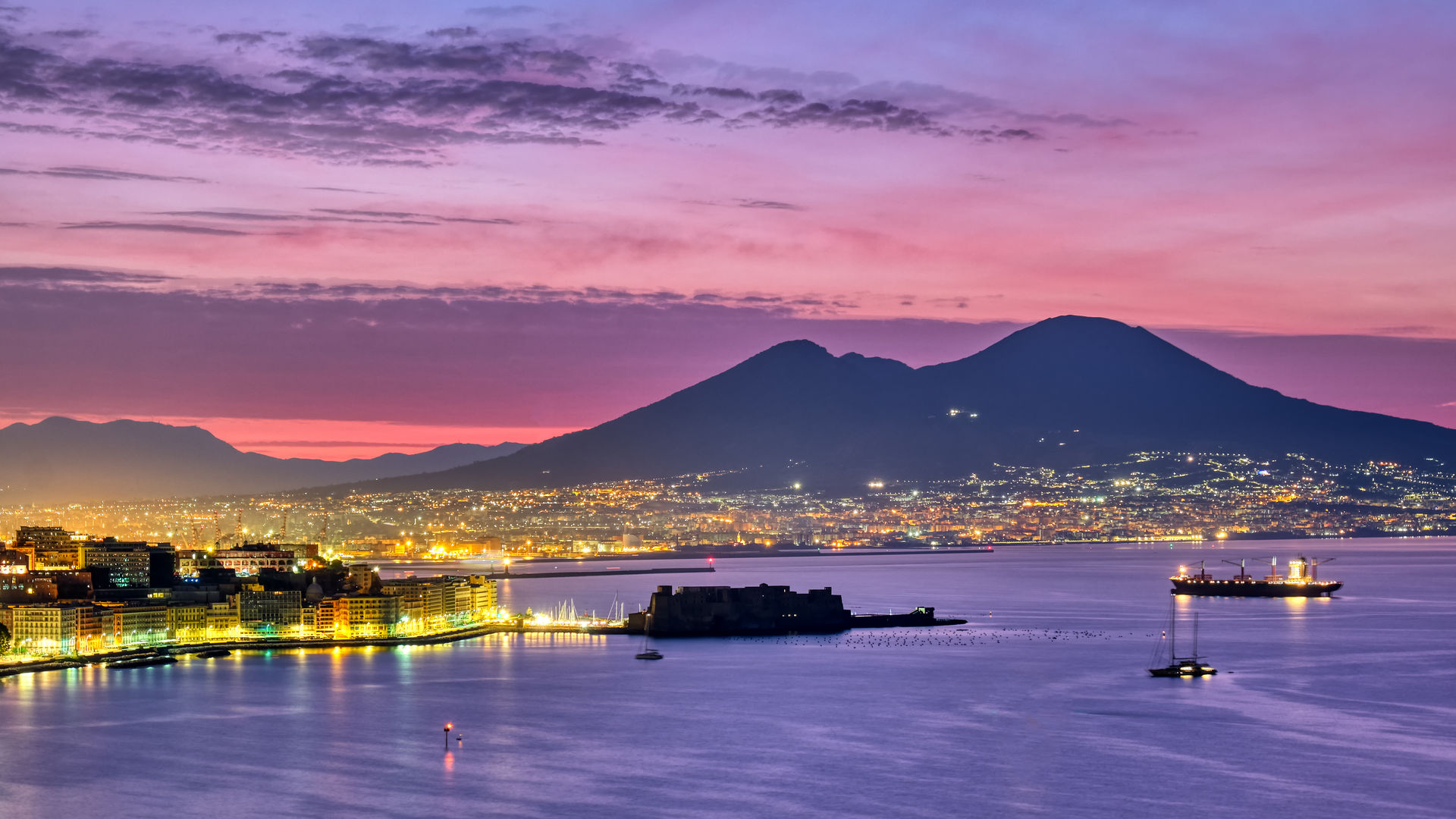 Monte Vesúvio e o Golfo de Nápoles
