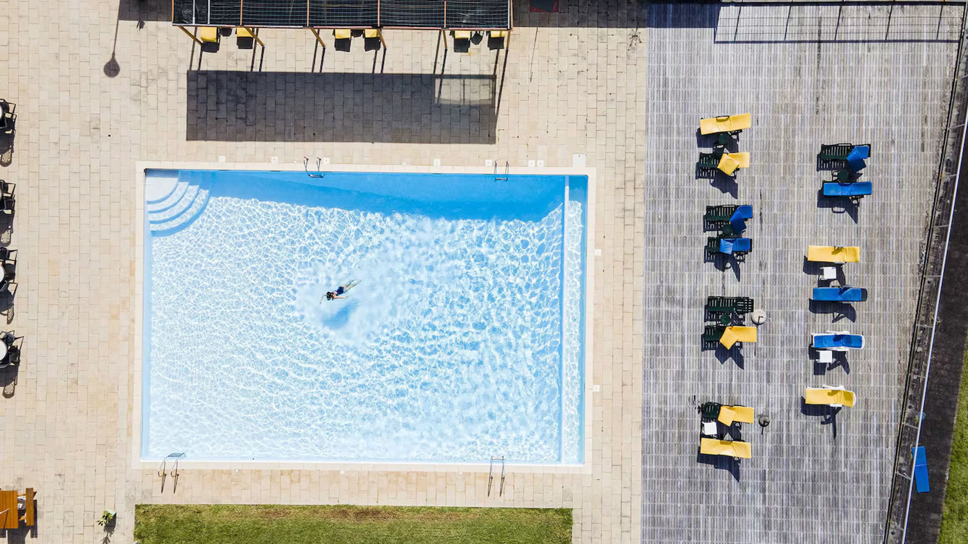Piscina do Hotel Colombo