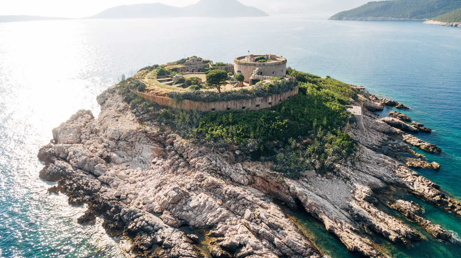  Ilha Mamula, Kotor