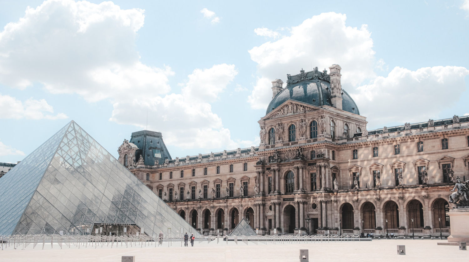 Museu do Louvre, França