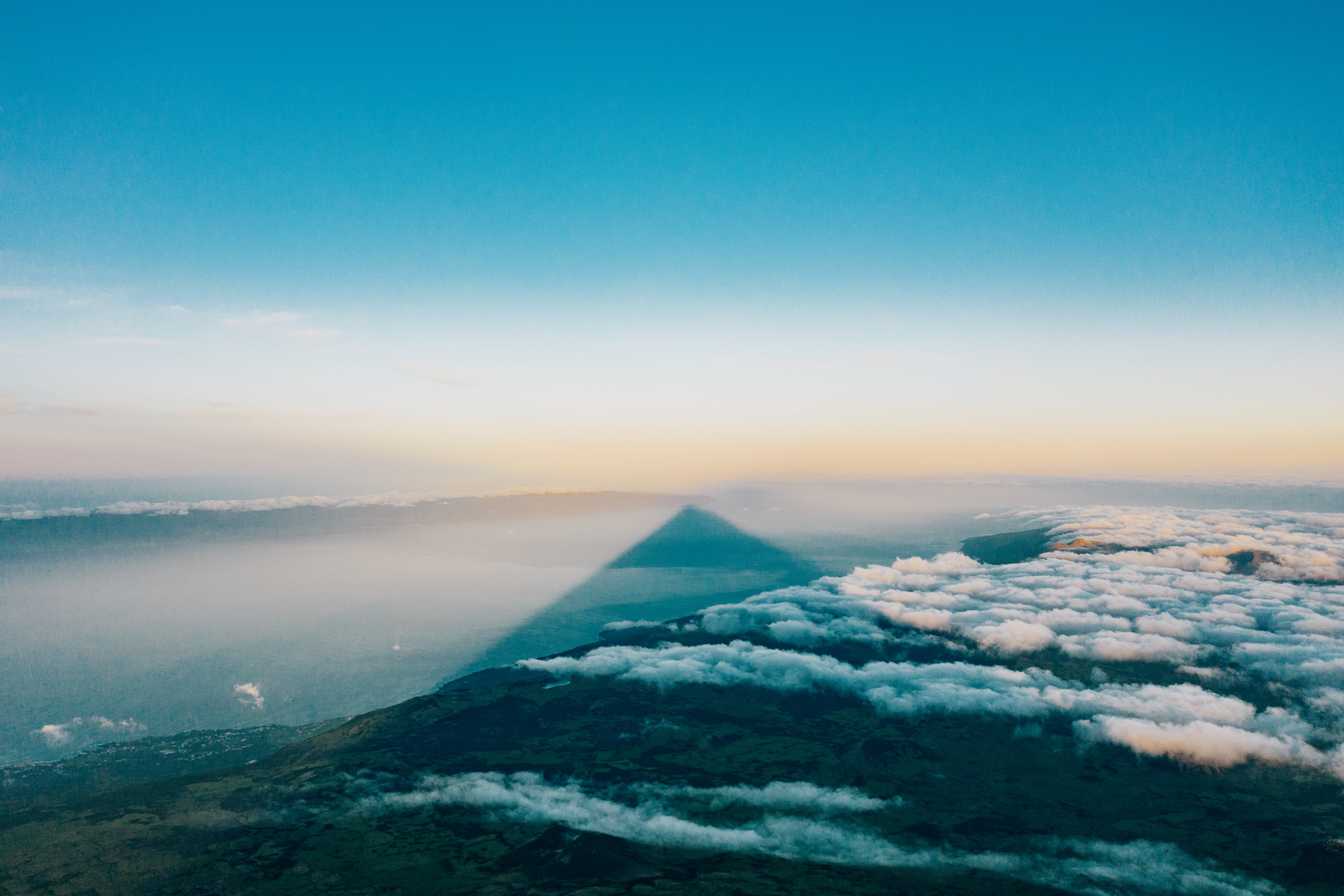 Sombra da Montanha do Pico
