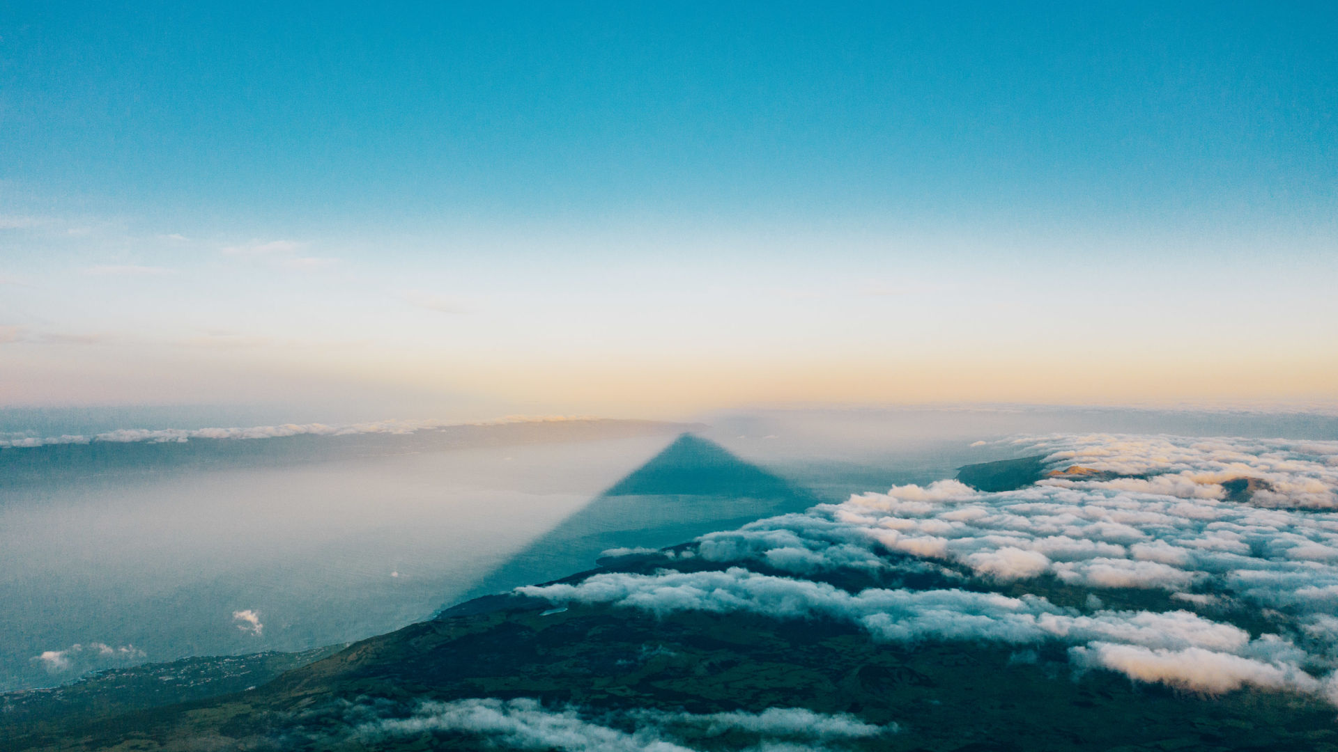 Sombra da Montanha do Pico