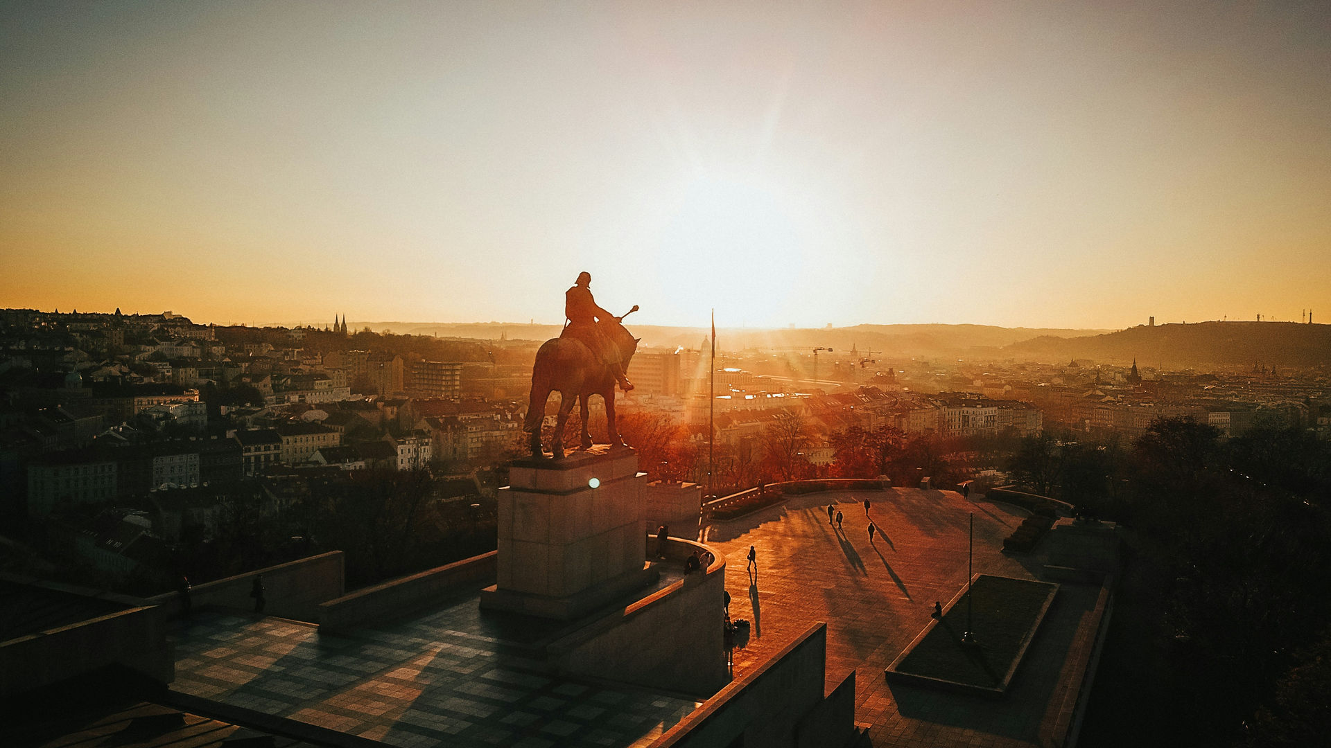 Vista de Praga ao pôr do sol