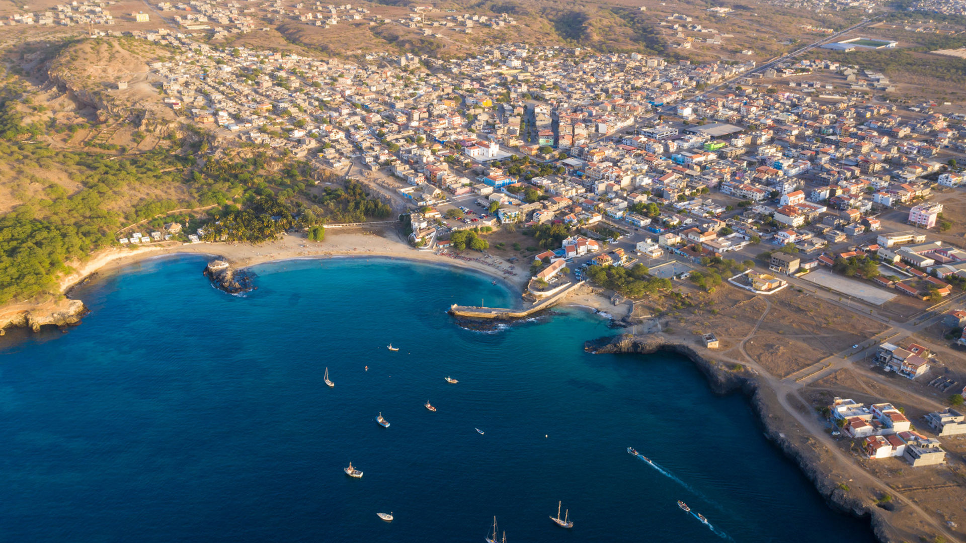 Baía e Praia do Tarrafal © Samuel Borges Photography