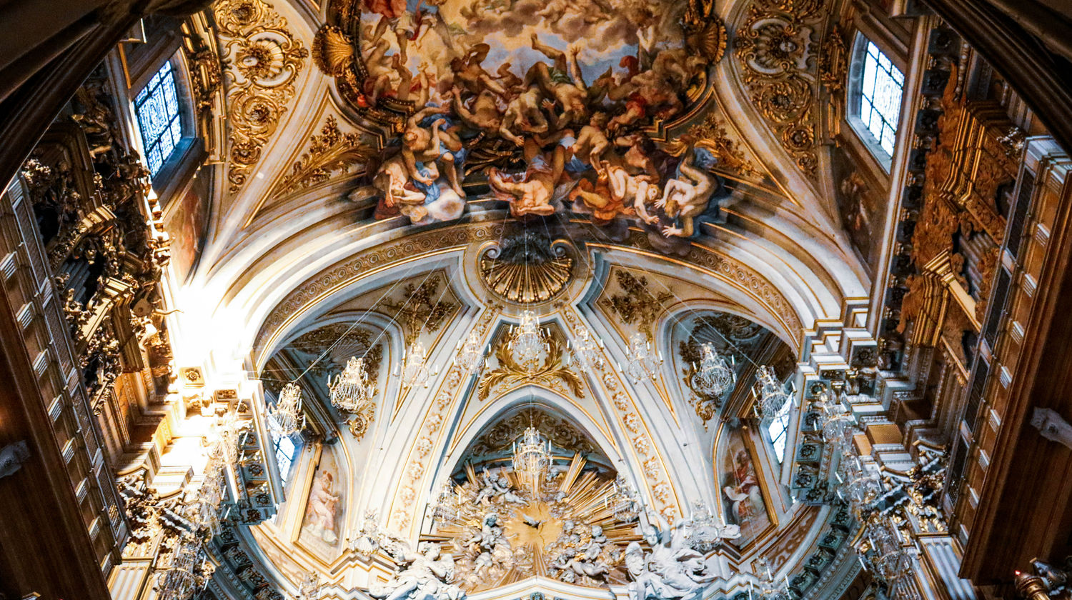 Basílica dos Santos Doze Apóstolos em Roma, Itália
