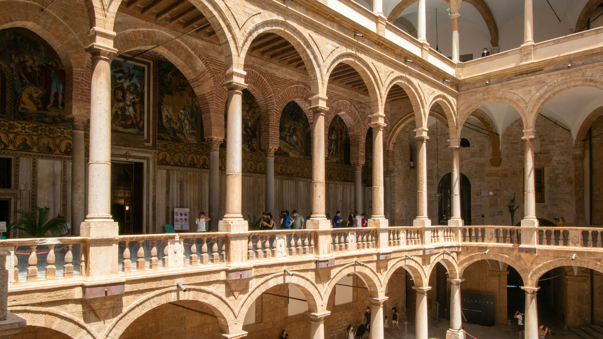 Palazzo dei Normanni (Palácio dos Normandos)