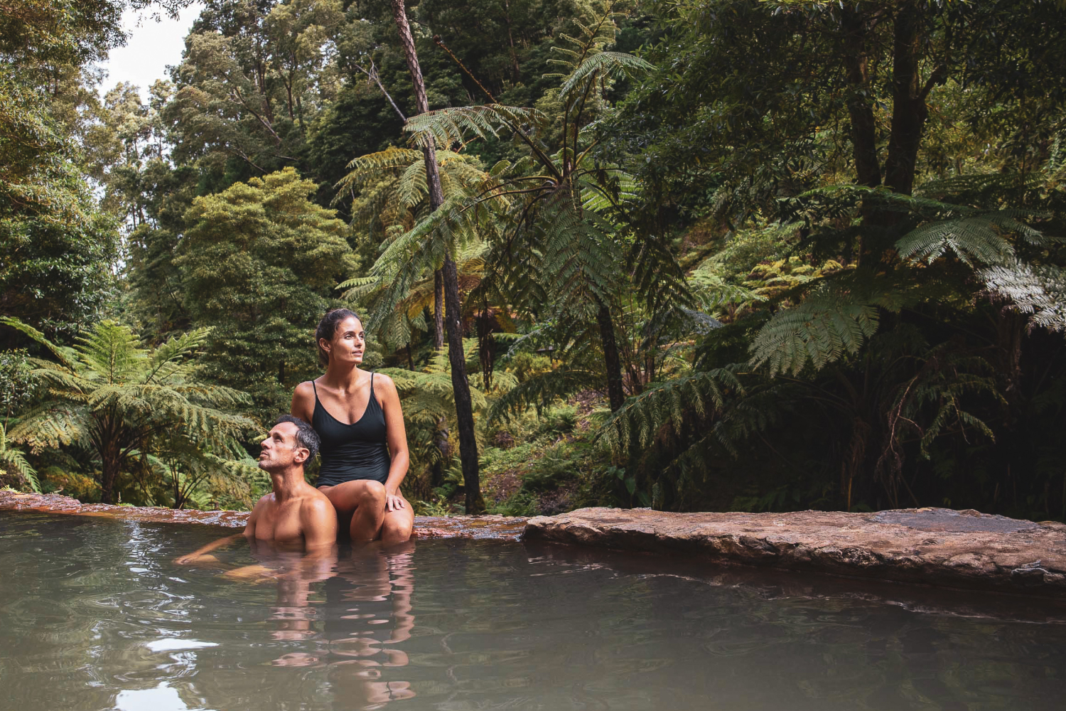 Piscina termal da Caldeira Velha