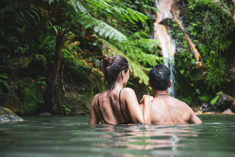 Piscina termal da Caldeira Velha