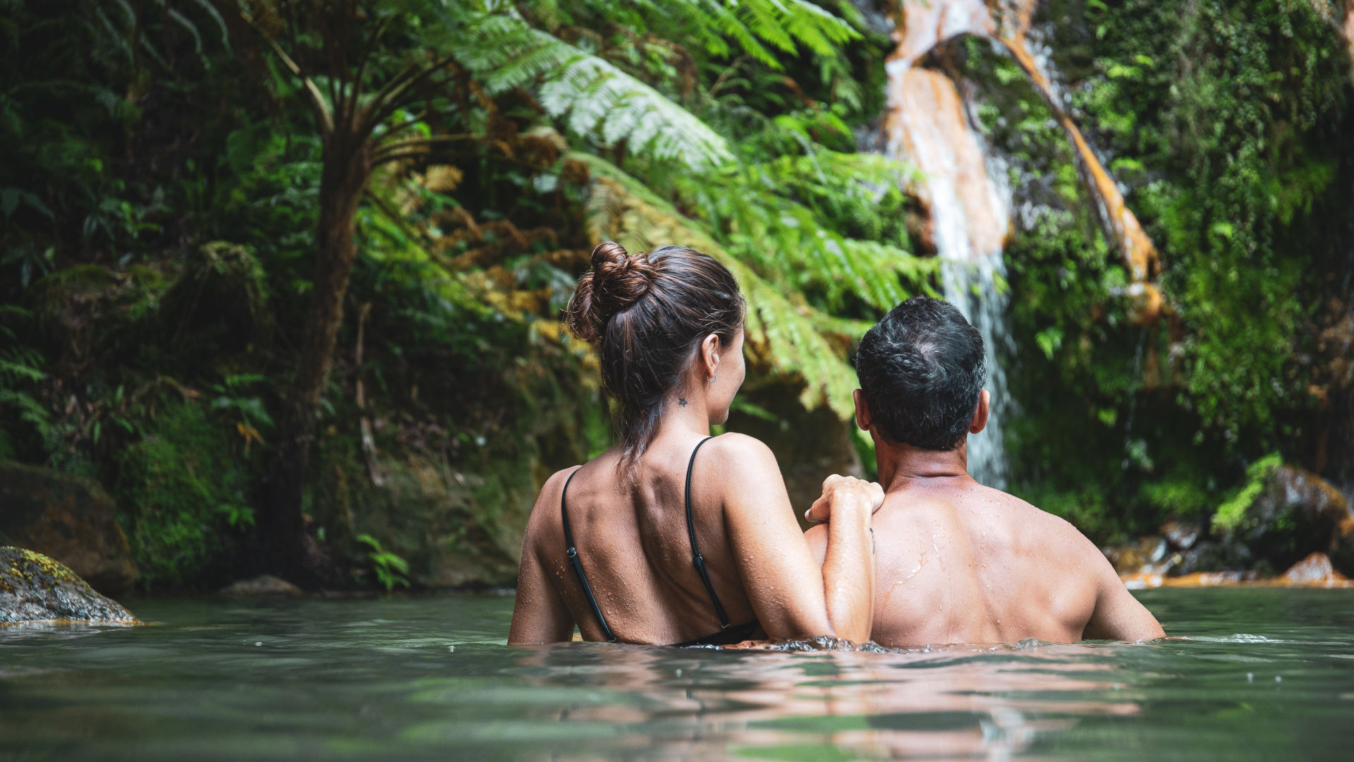Piscina termal da Caldeira Velha