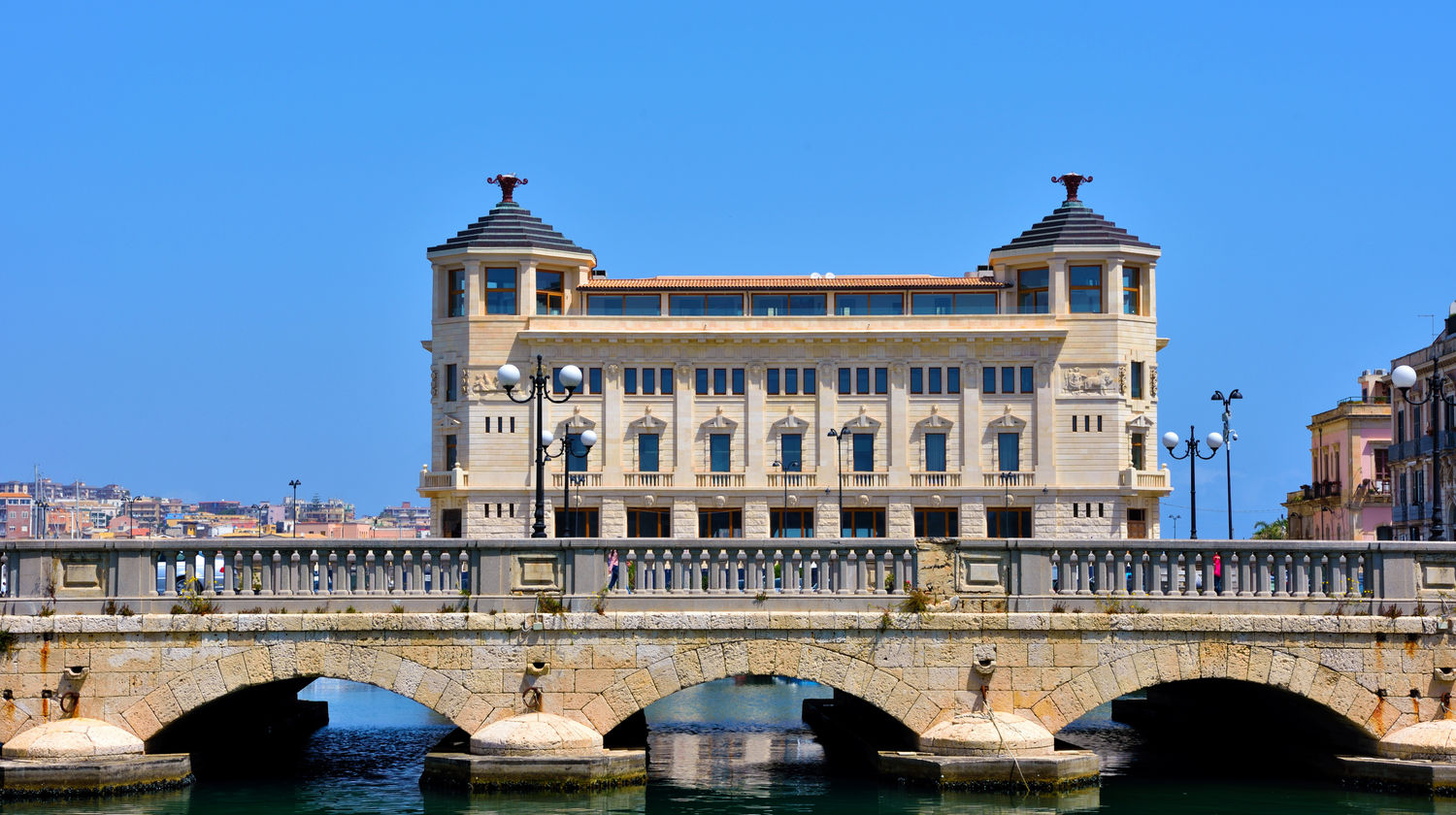 <b>Viagem de Carro para Siracusa ( 1h30m approx.)</b>