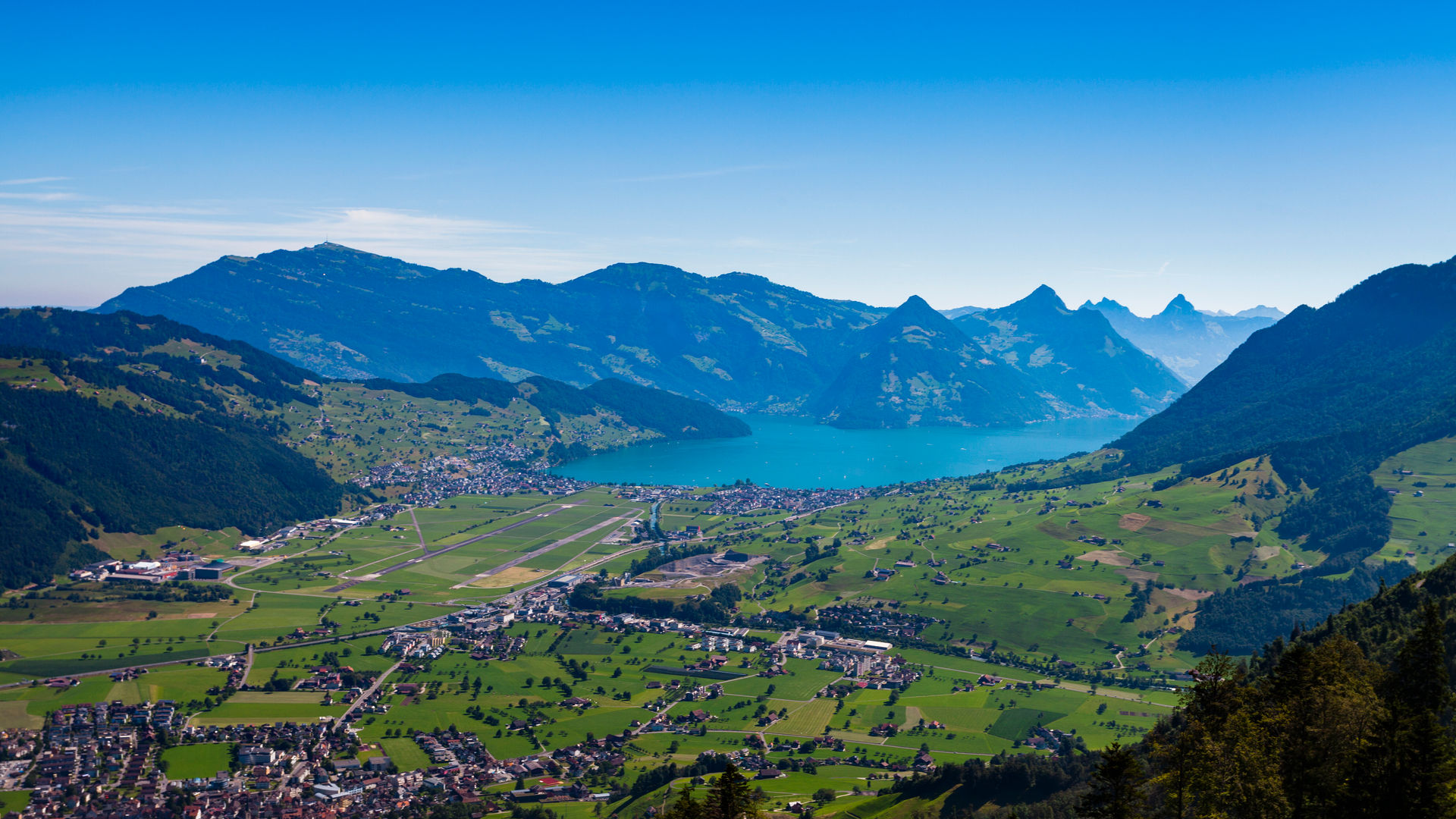 Lago dos Quatro Cantões, Lucerna