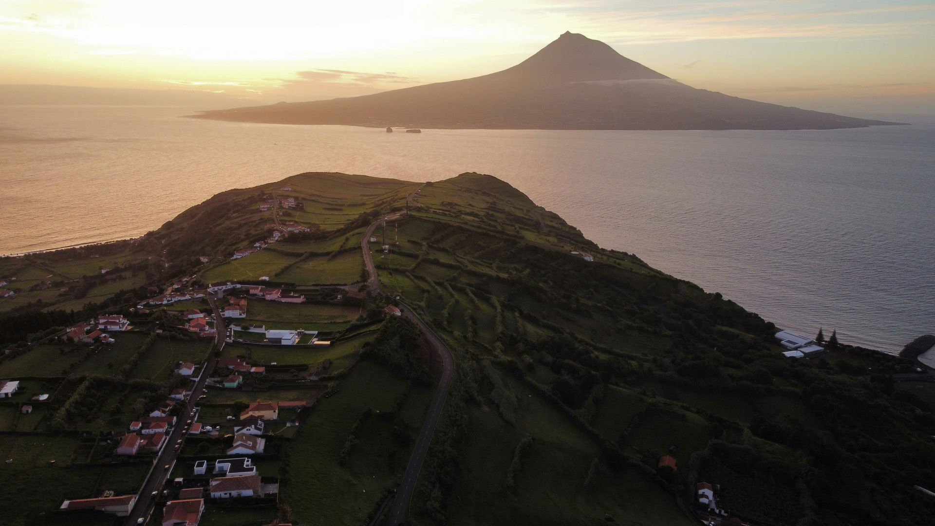 Vista para a Ilha do Pico da Ilha do Faial