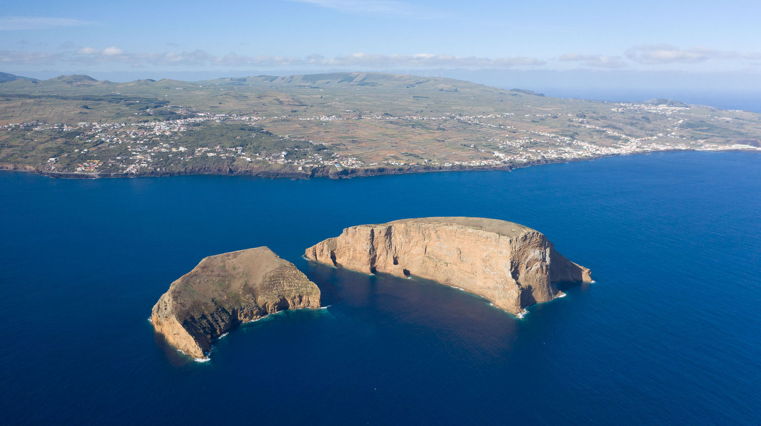 Ilhéus das Cabras, Ilha Terceira