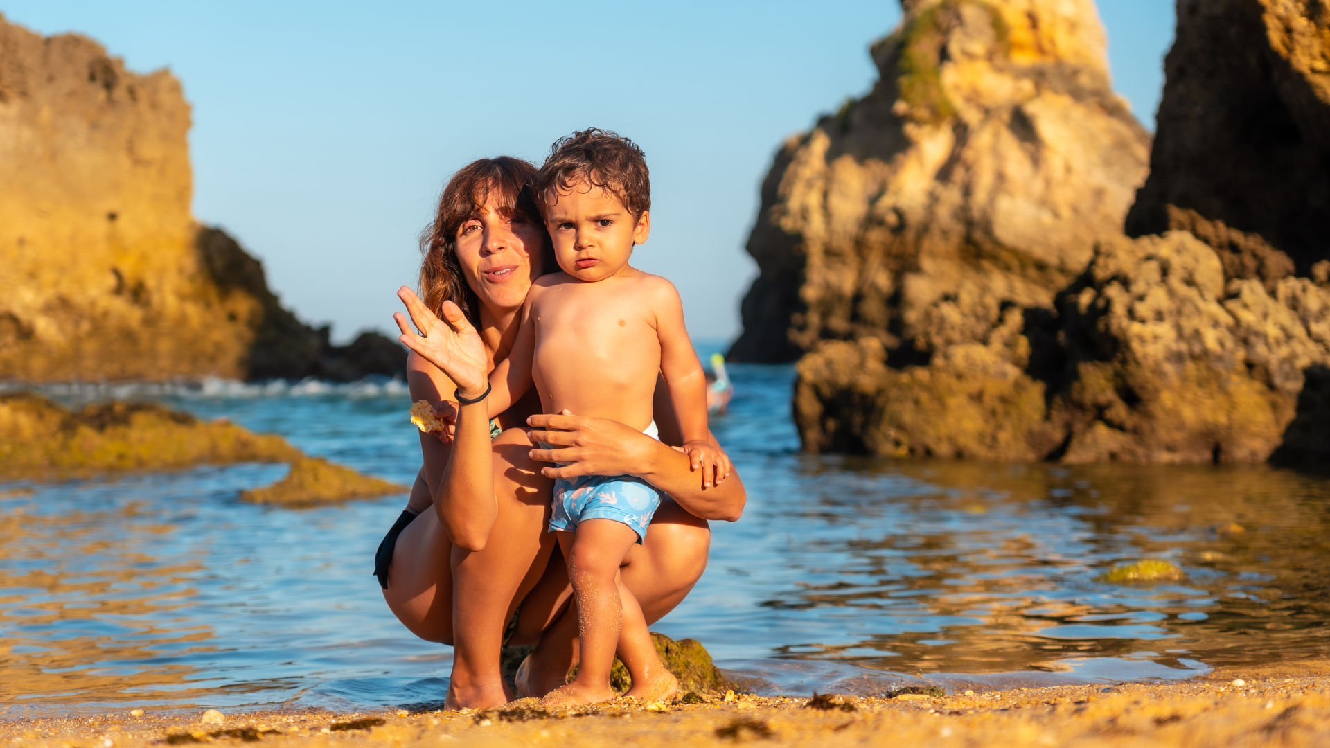 Splashing Around with Mom – Algarve Adventure