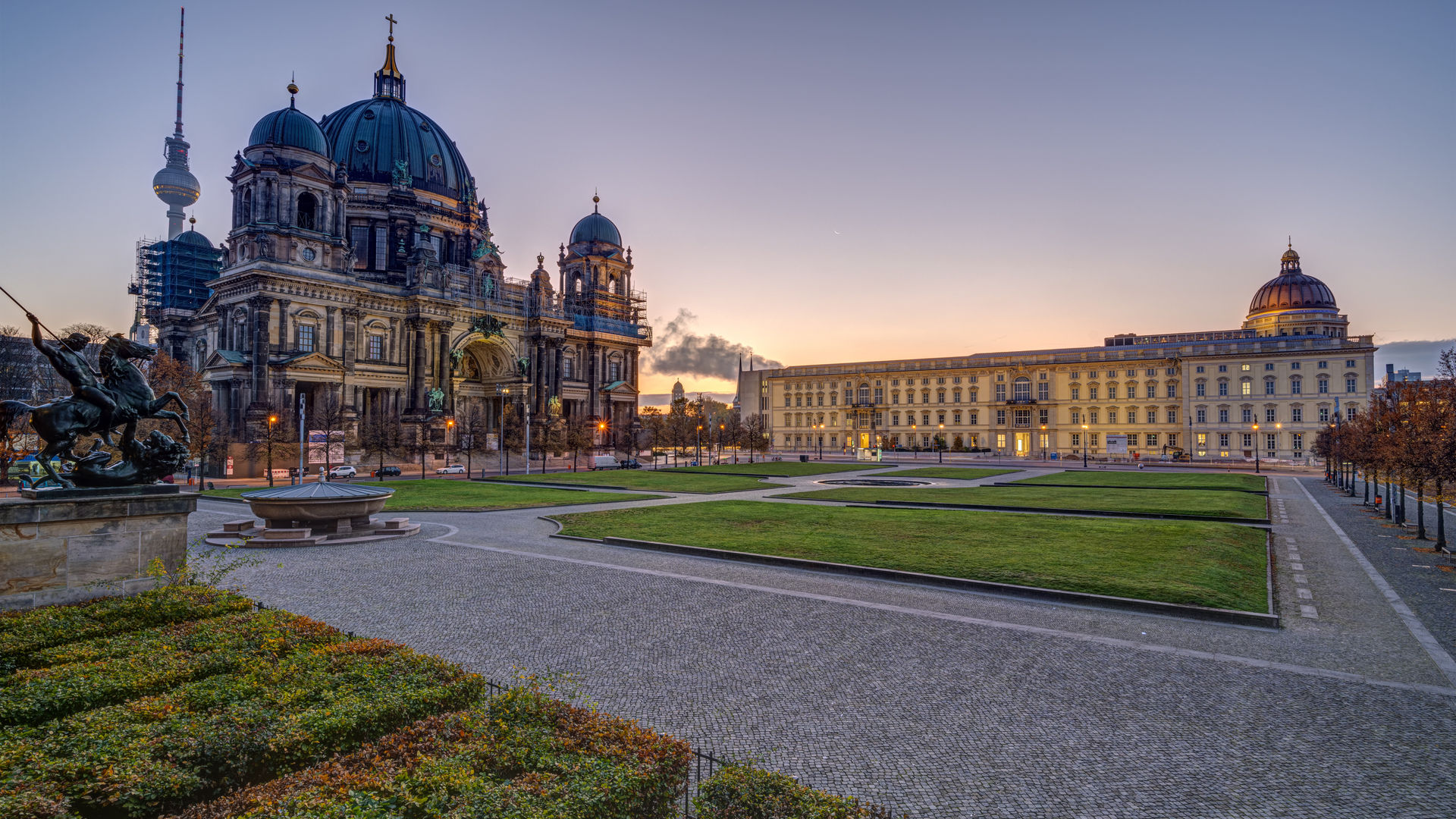 Berlin Cathedral and Lustgarten 