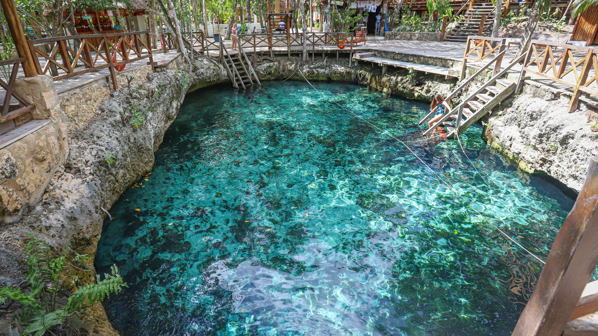 Cenote Zaci, Mexico