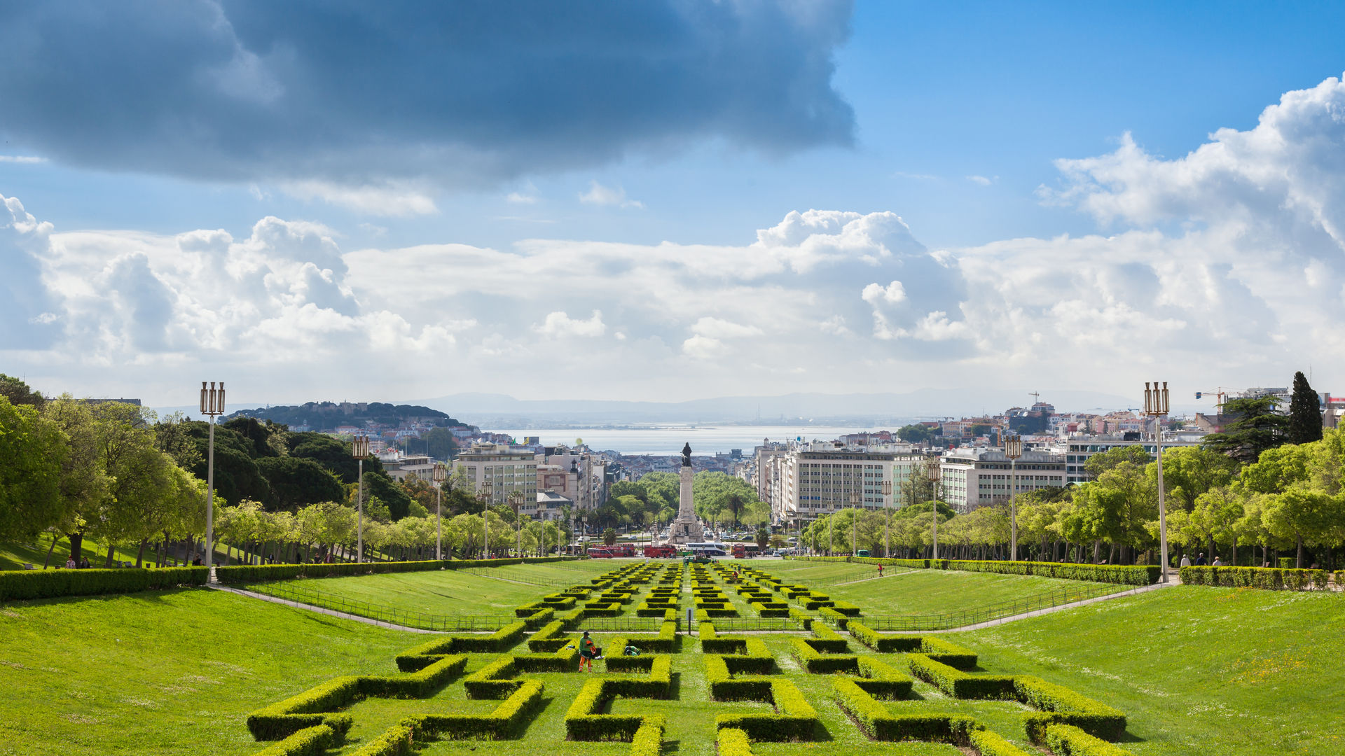 Eduardo VII Park (Parque Eduardo VII) in Lisbon