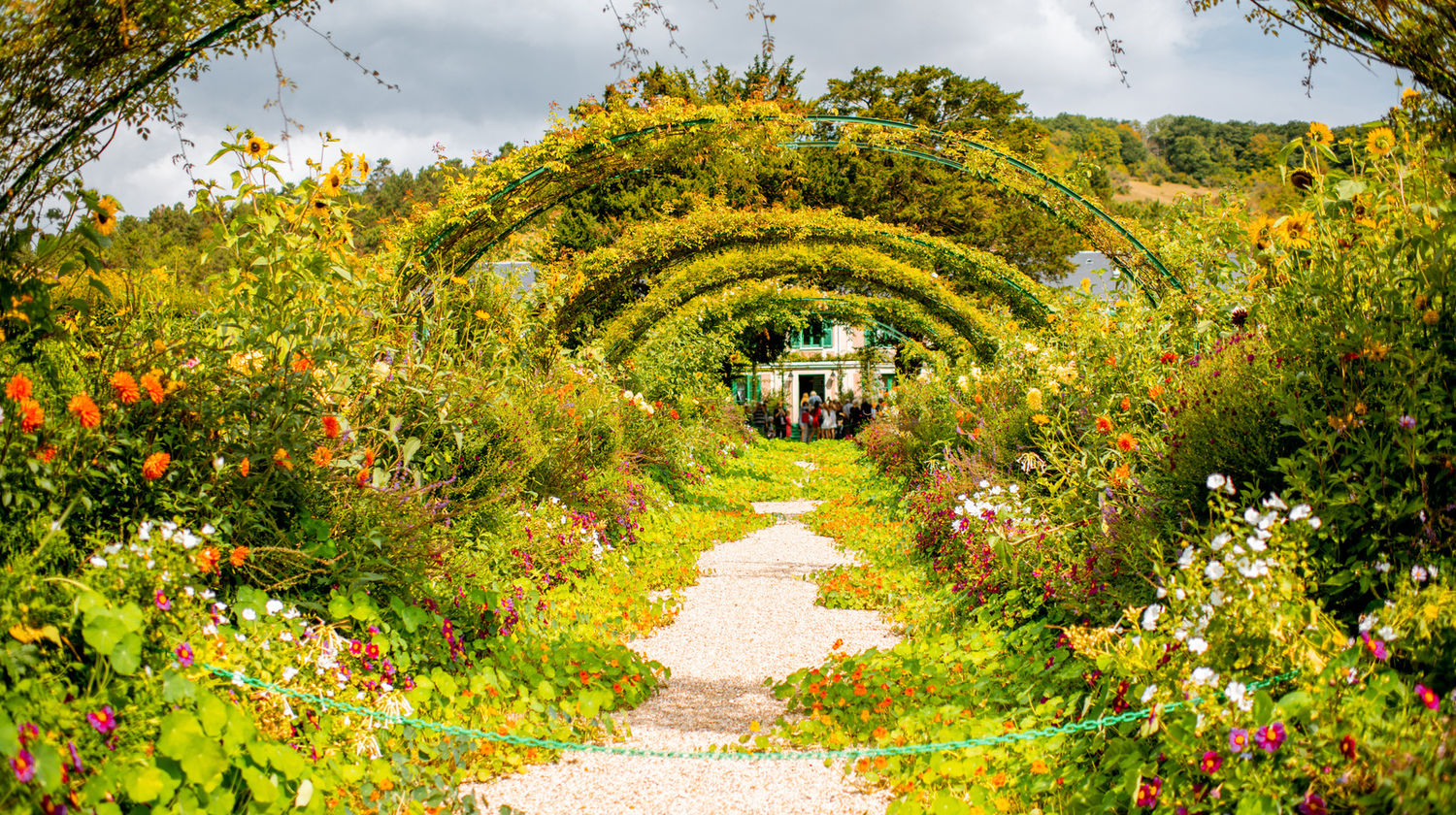 Giverny (optional visit) 