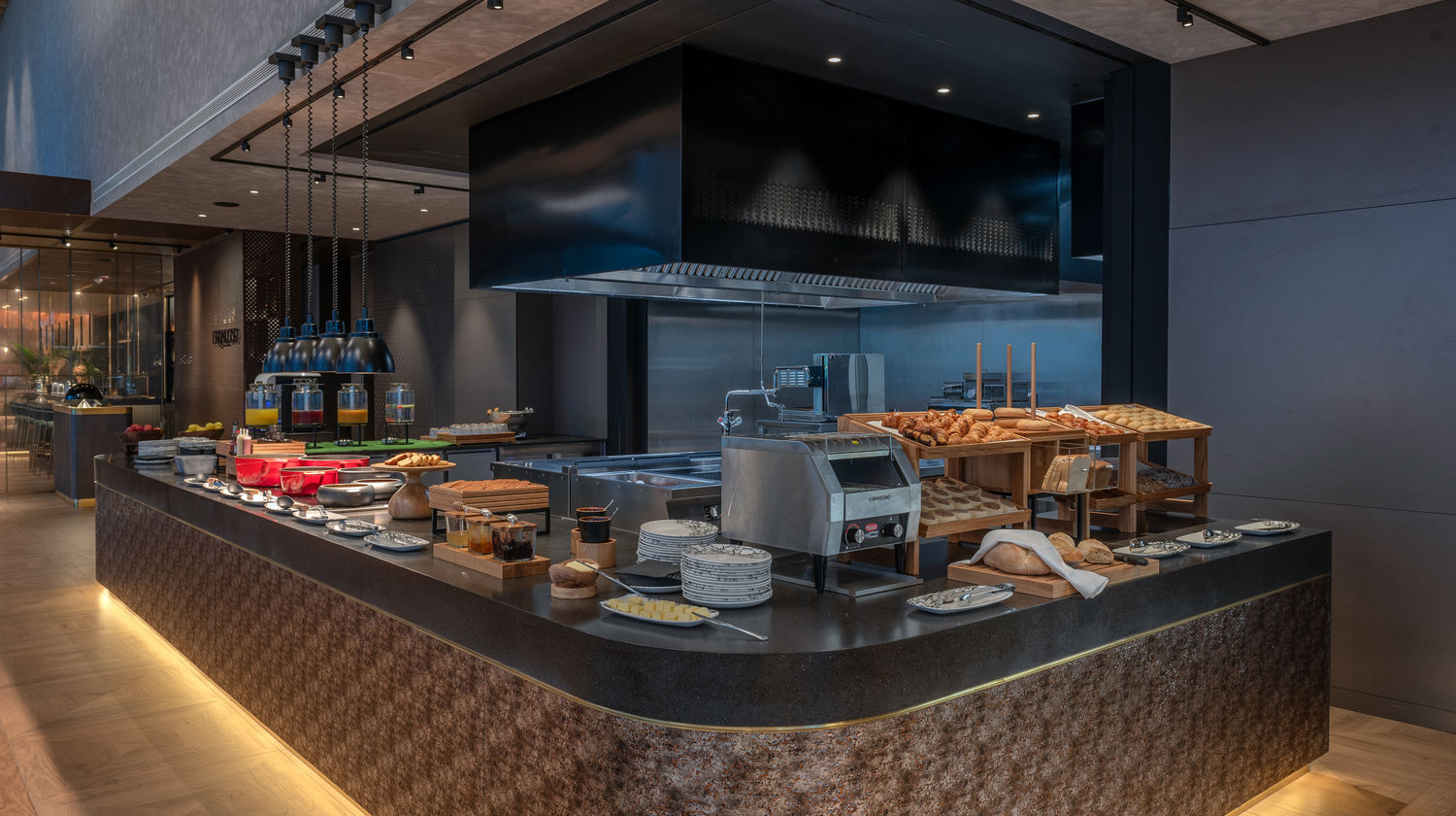 Gourmet mornings in the Azores. Hilton DoubleTree Lagoa Azores - São Miguel
